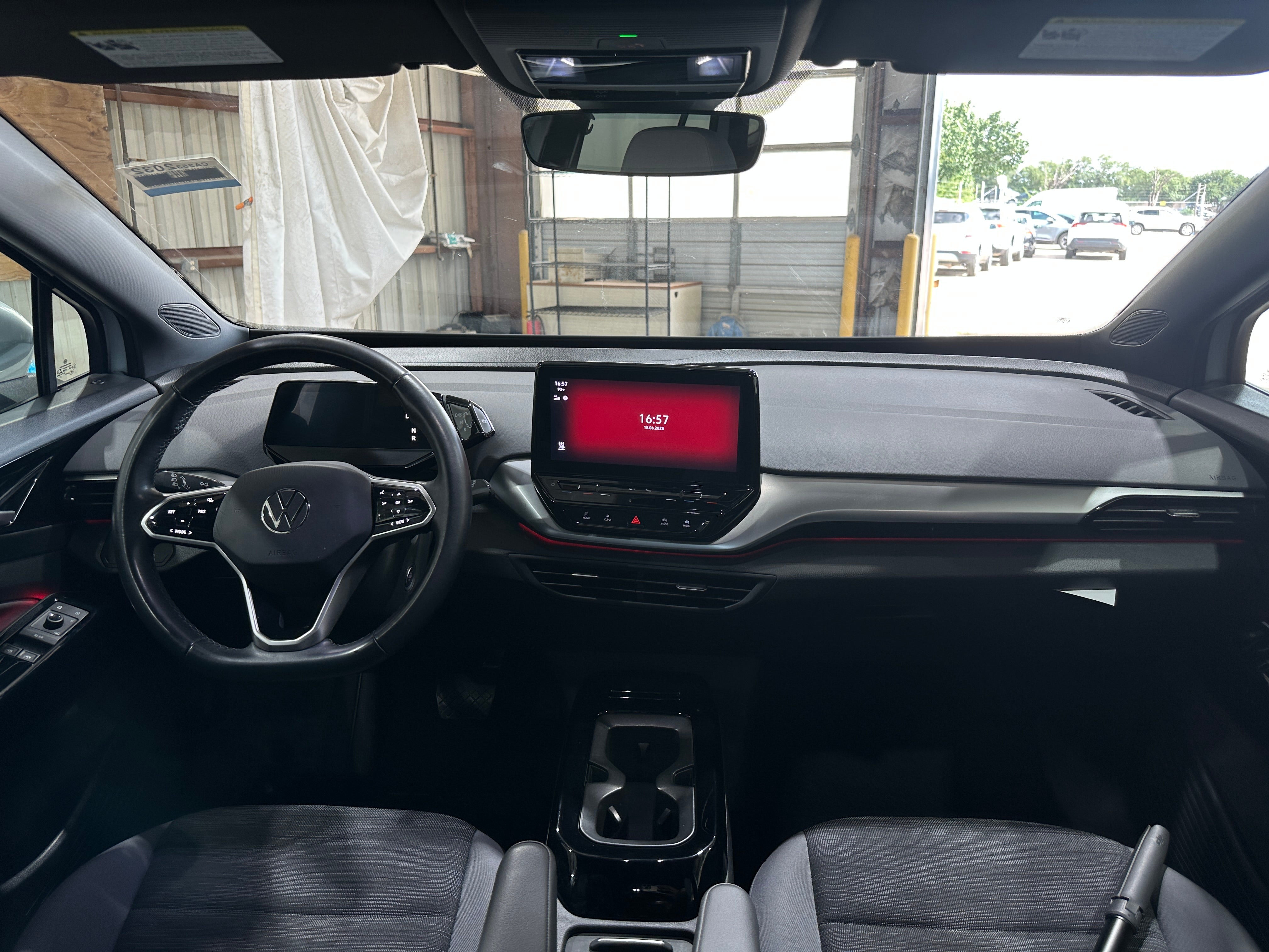 2022 Volkswagen ID.4 Pro 3