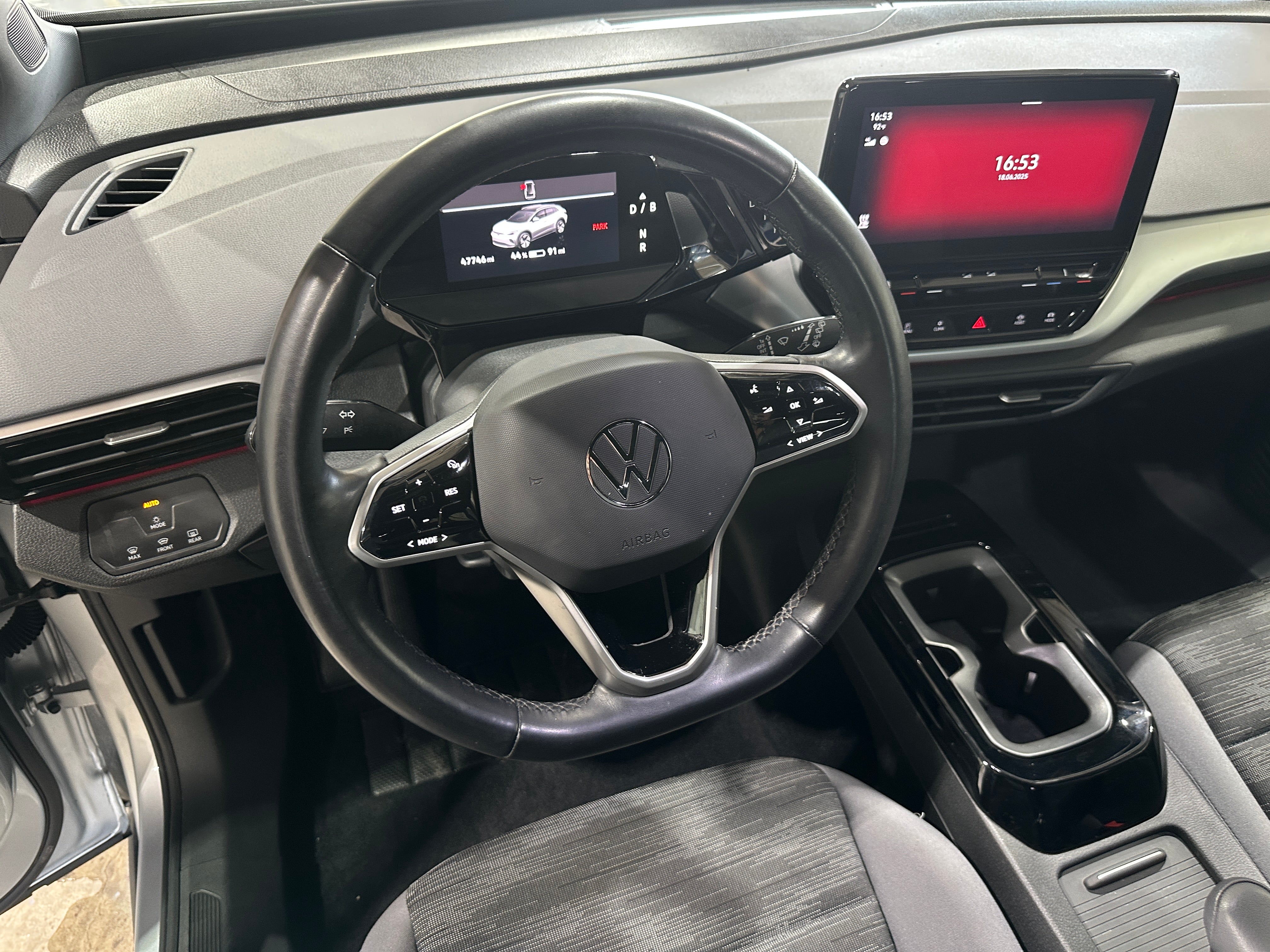 2022 Volkswagen ID.4 Pro 5