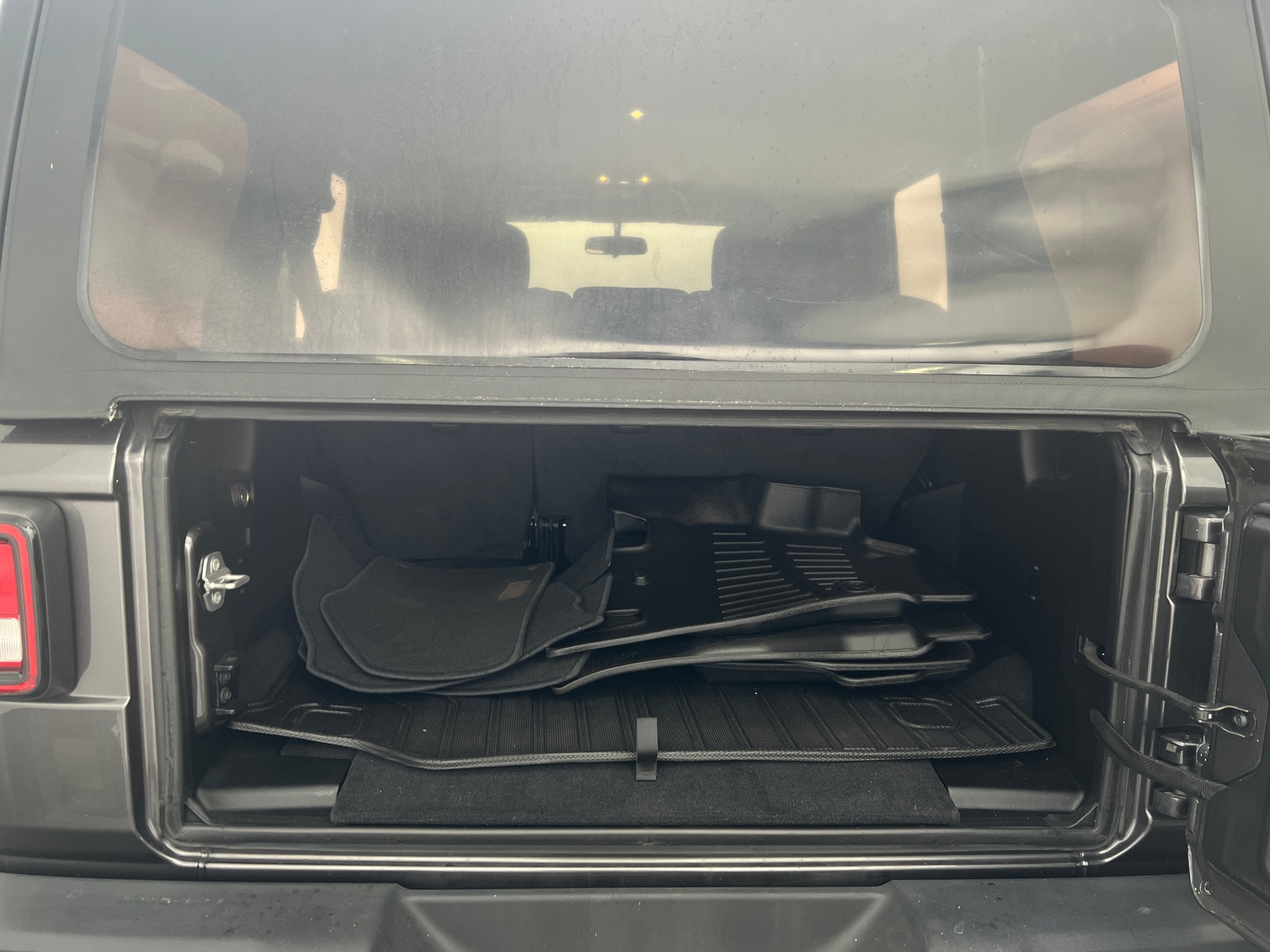 Thumbnail: 2020 Jeep Wrangler - 7