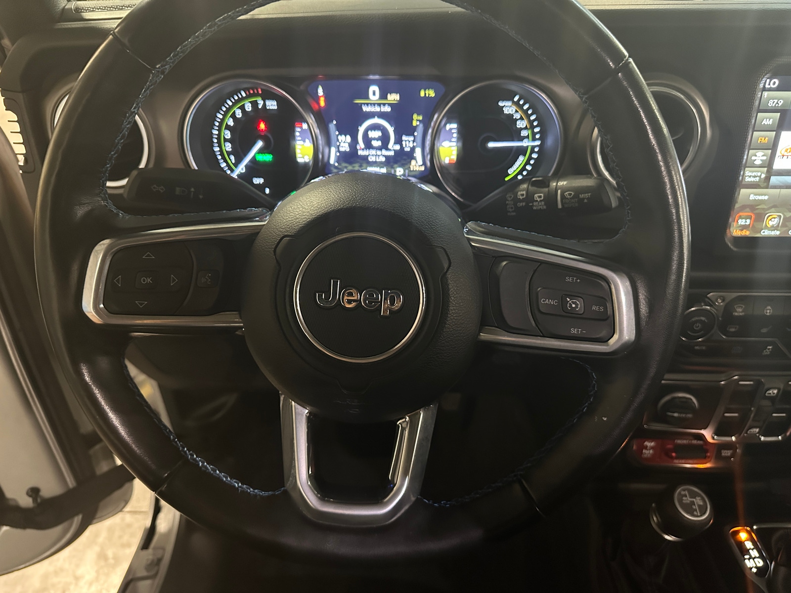 Thumbnail: 2022 Jeep Wrangler - 5
