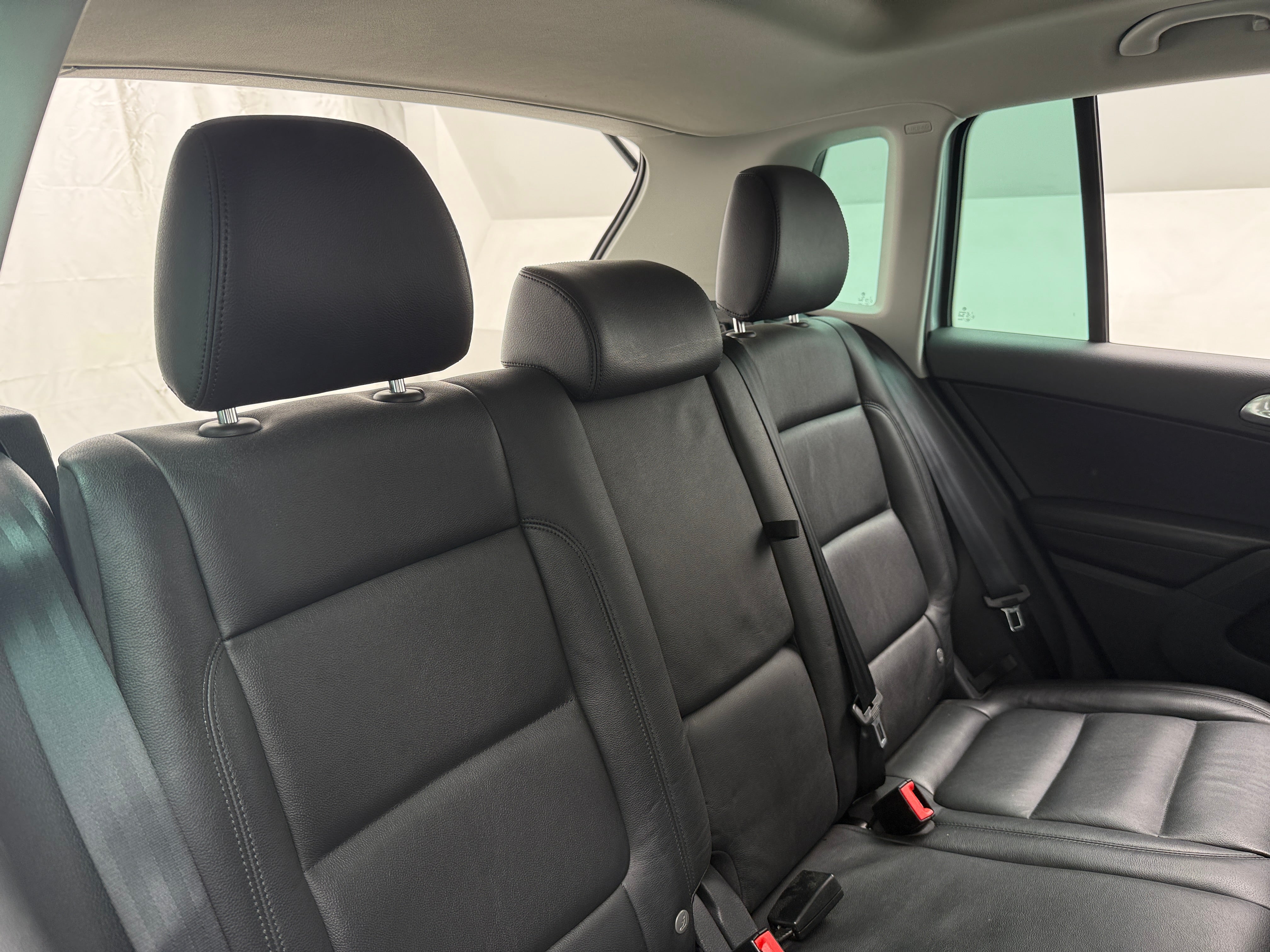 2017 Volkswagen Tiguan 2.0T 5
