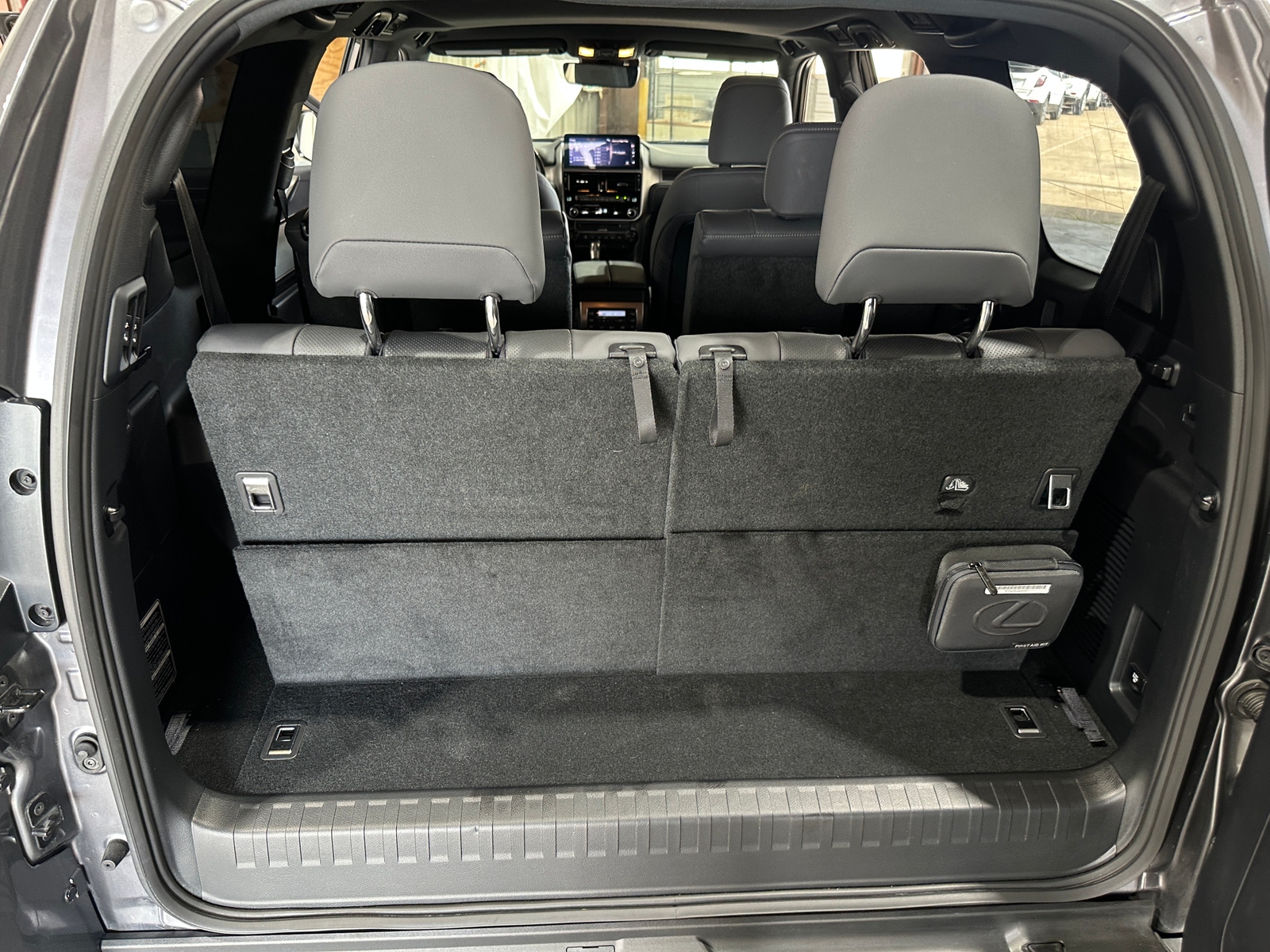 Thumbnail: 2023 Lexus GX - 6