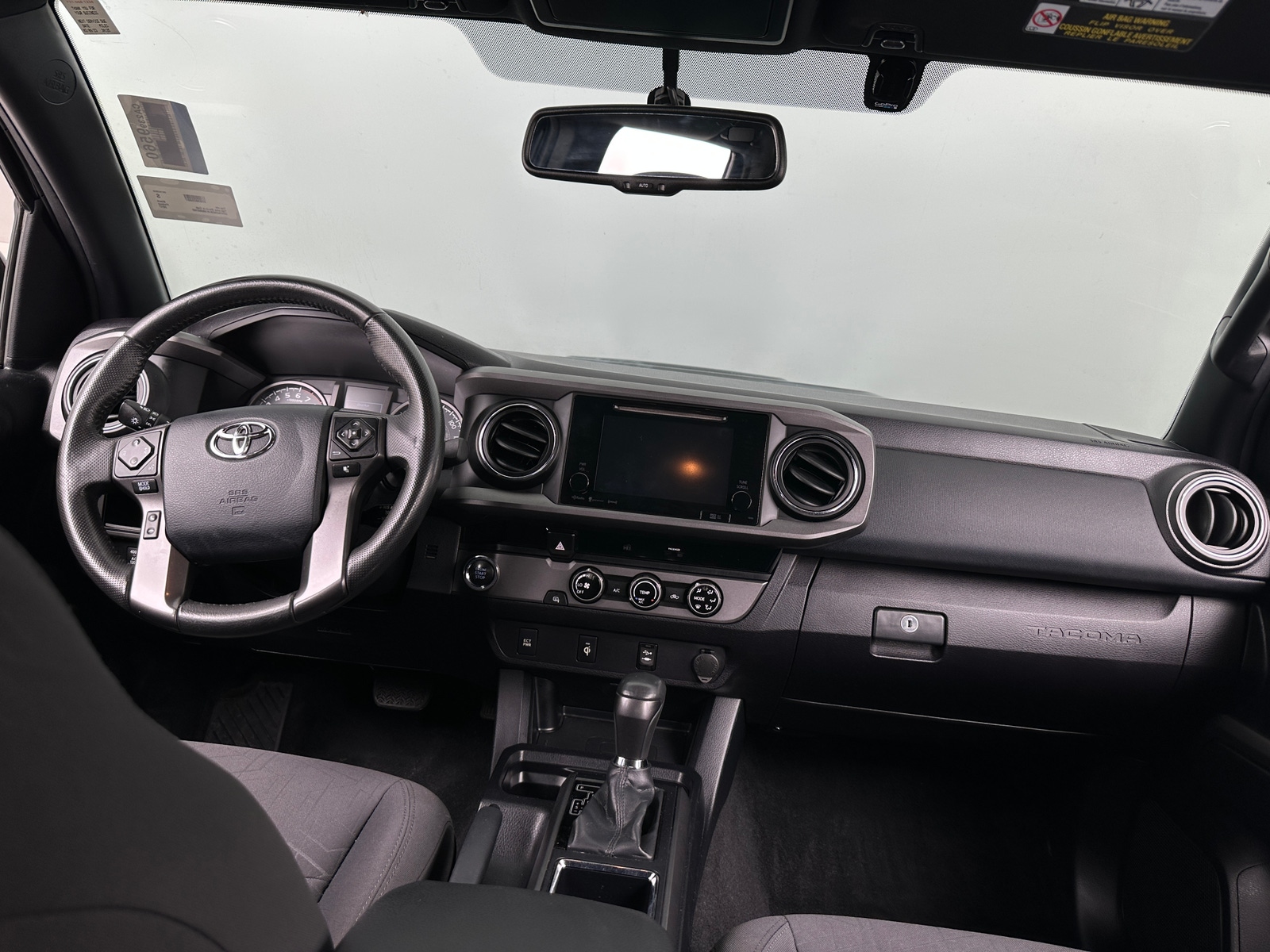 Thumbnail: 2017 Toyota Tacoma - 3