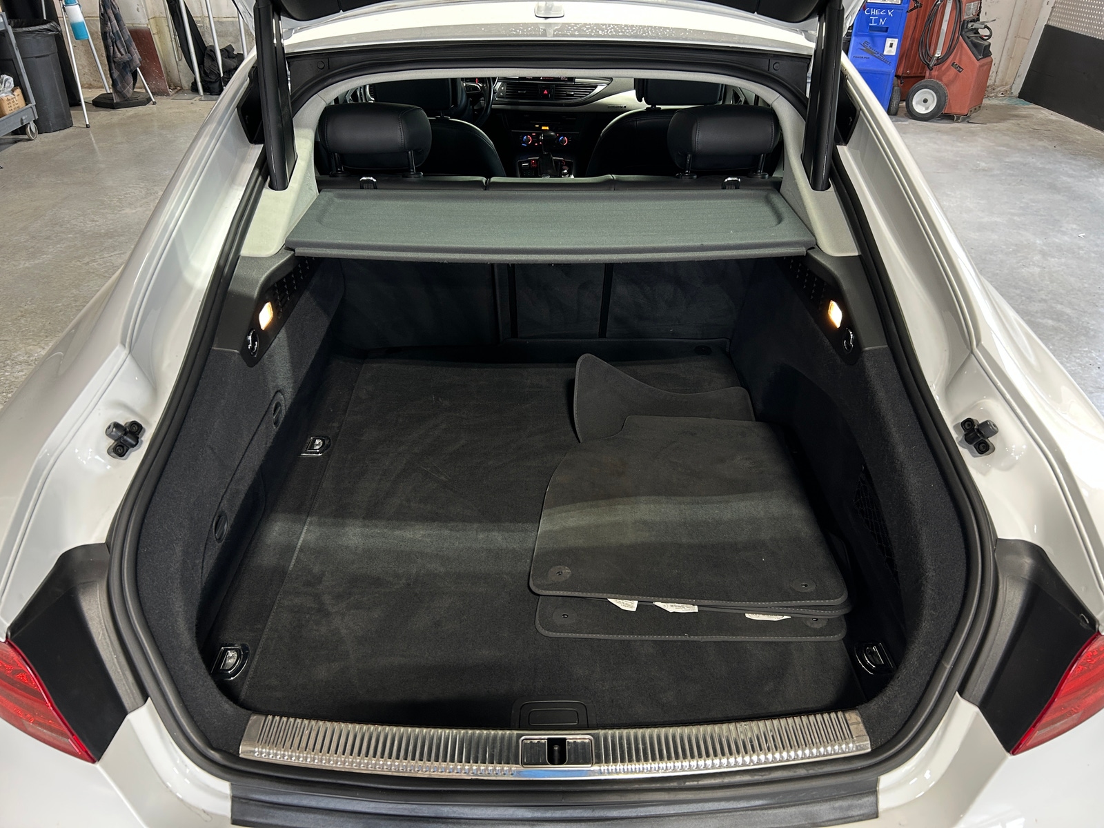 Thumbnail: 2012 Audi A7 - 6