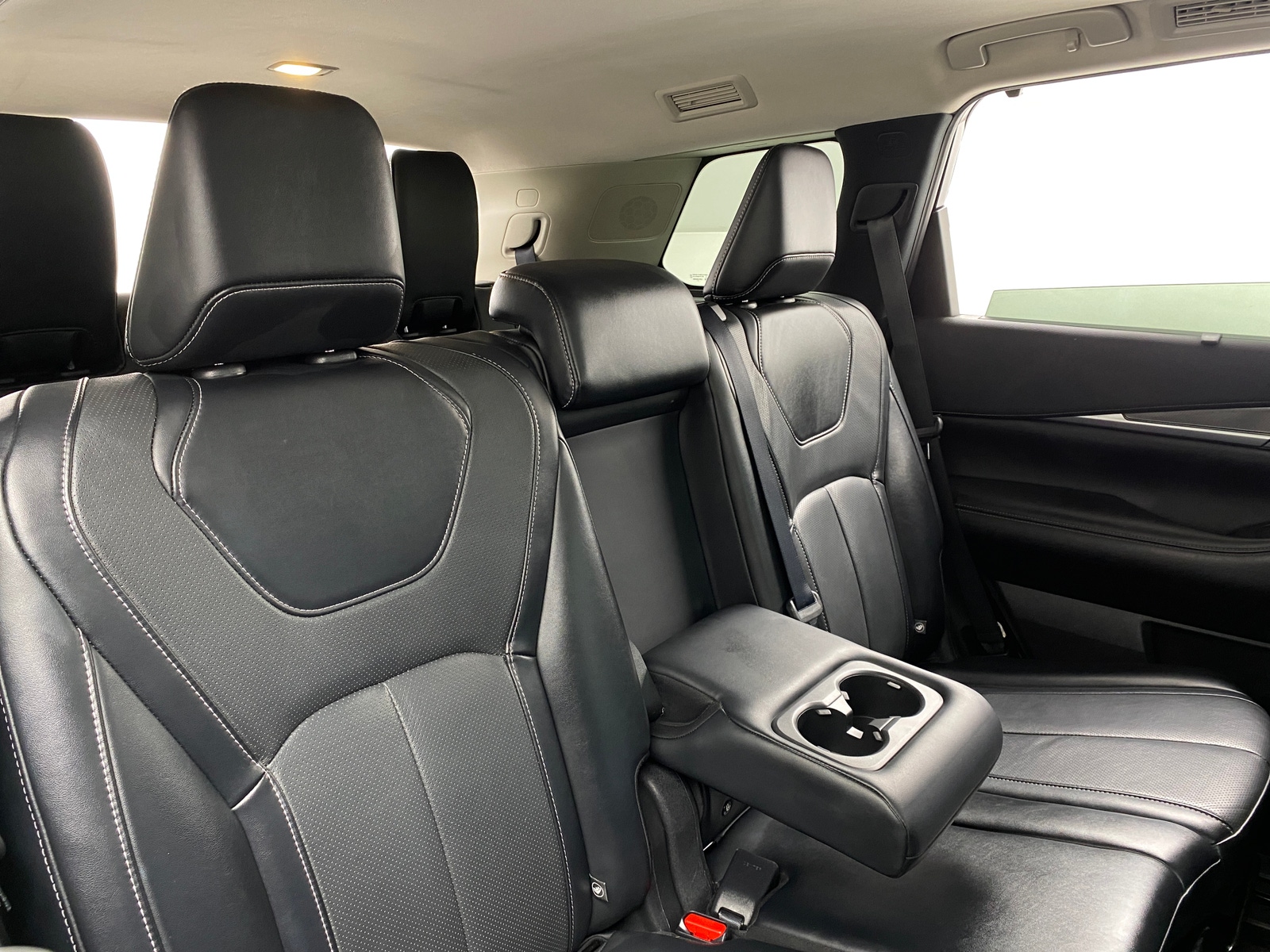 Thumbnail: 2023 INFINITI QX60 - 5