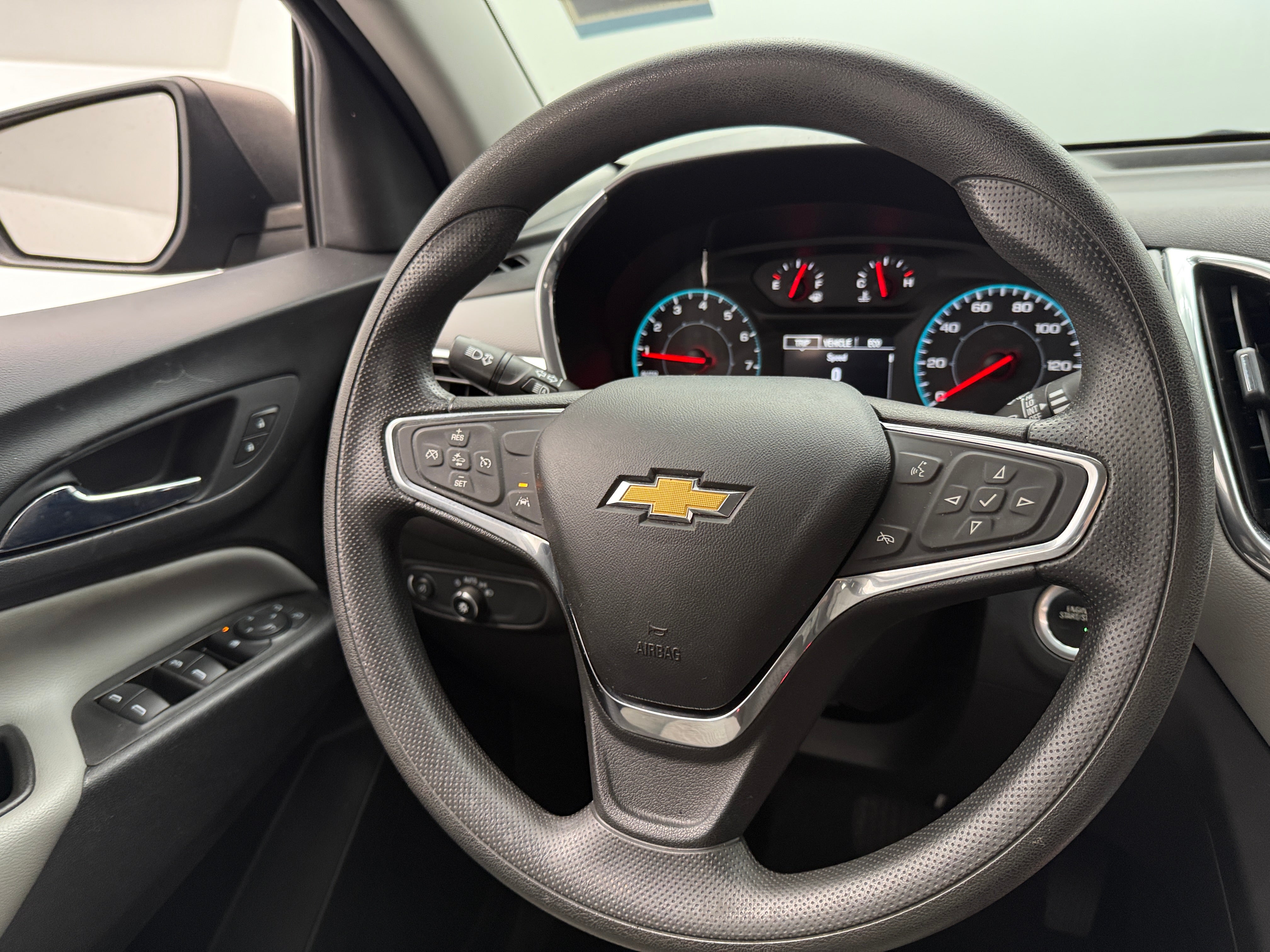 Thumbnail: 2020 Chevrolet Equinox - 5