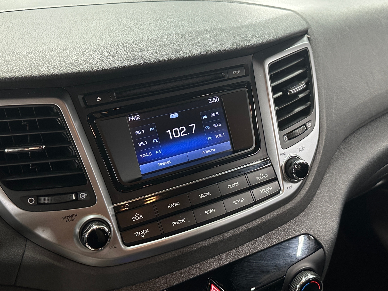 Thumbnail: 2018 Hyundai Tucson - 4