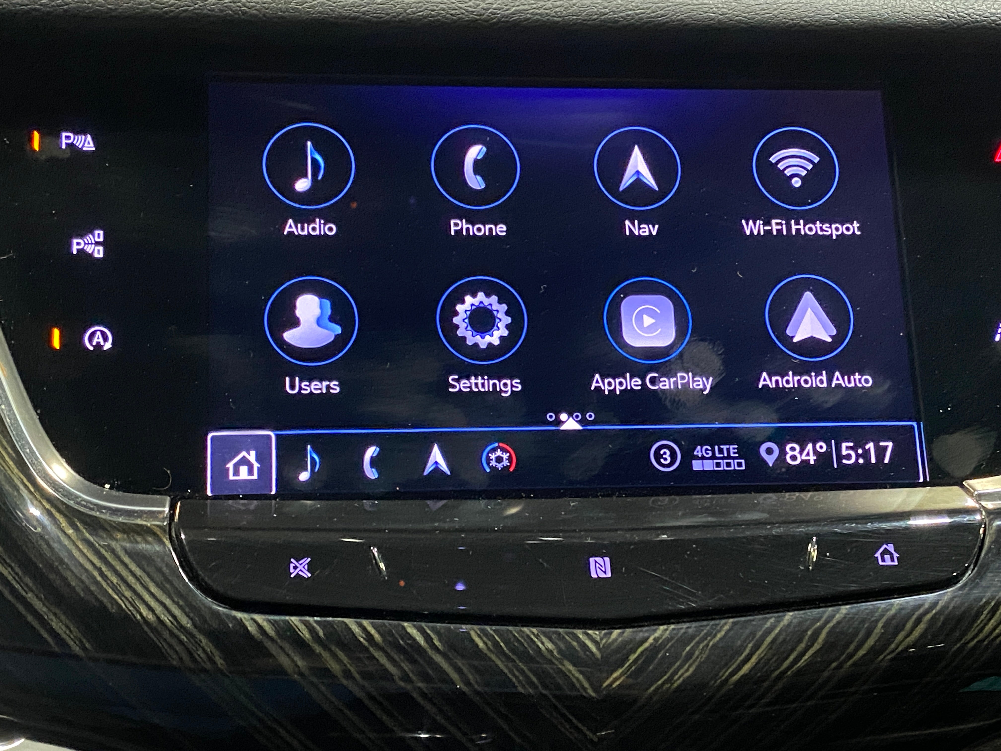 Thumbnail: 2020 Cadillac XT6 - 3