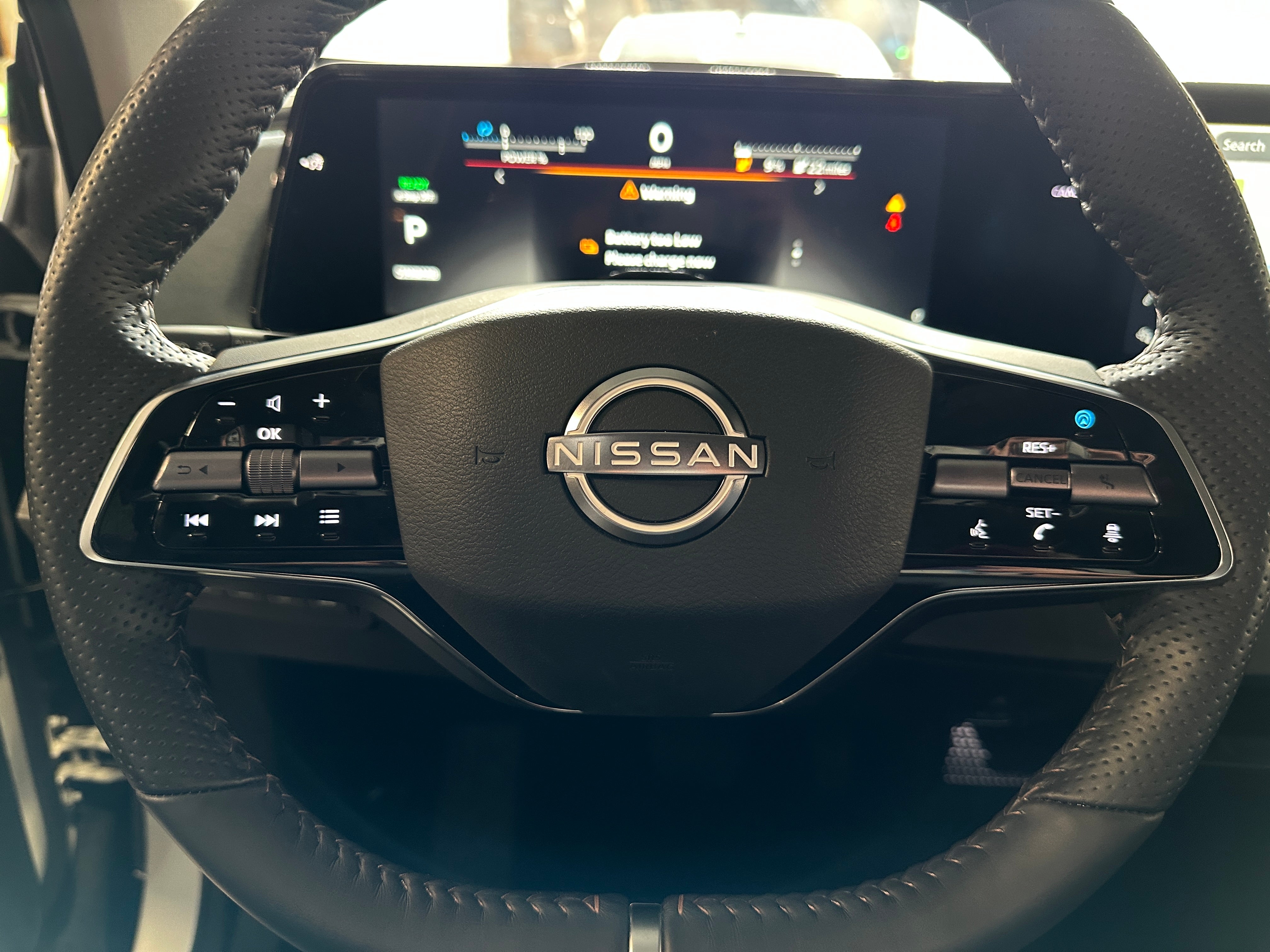 Thumbnail: 2023 Nissan Ariya - 4