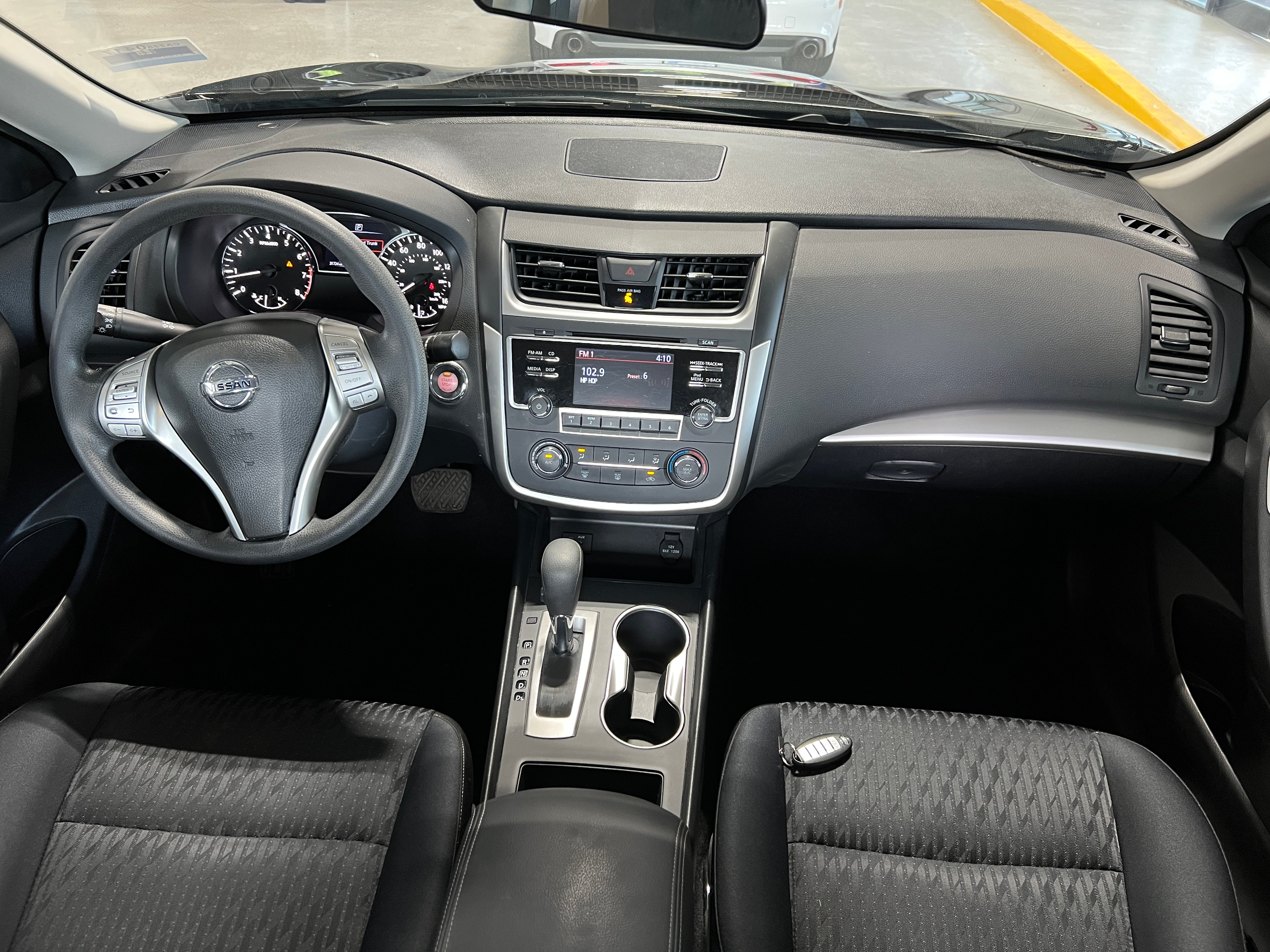 Thumbnail: 2017 Nissan Altima - 3