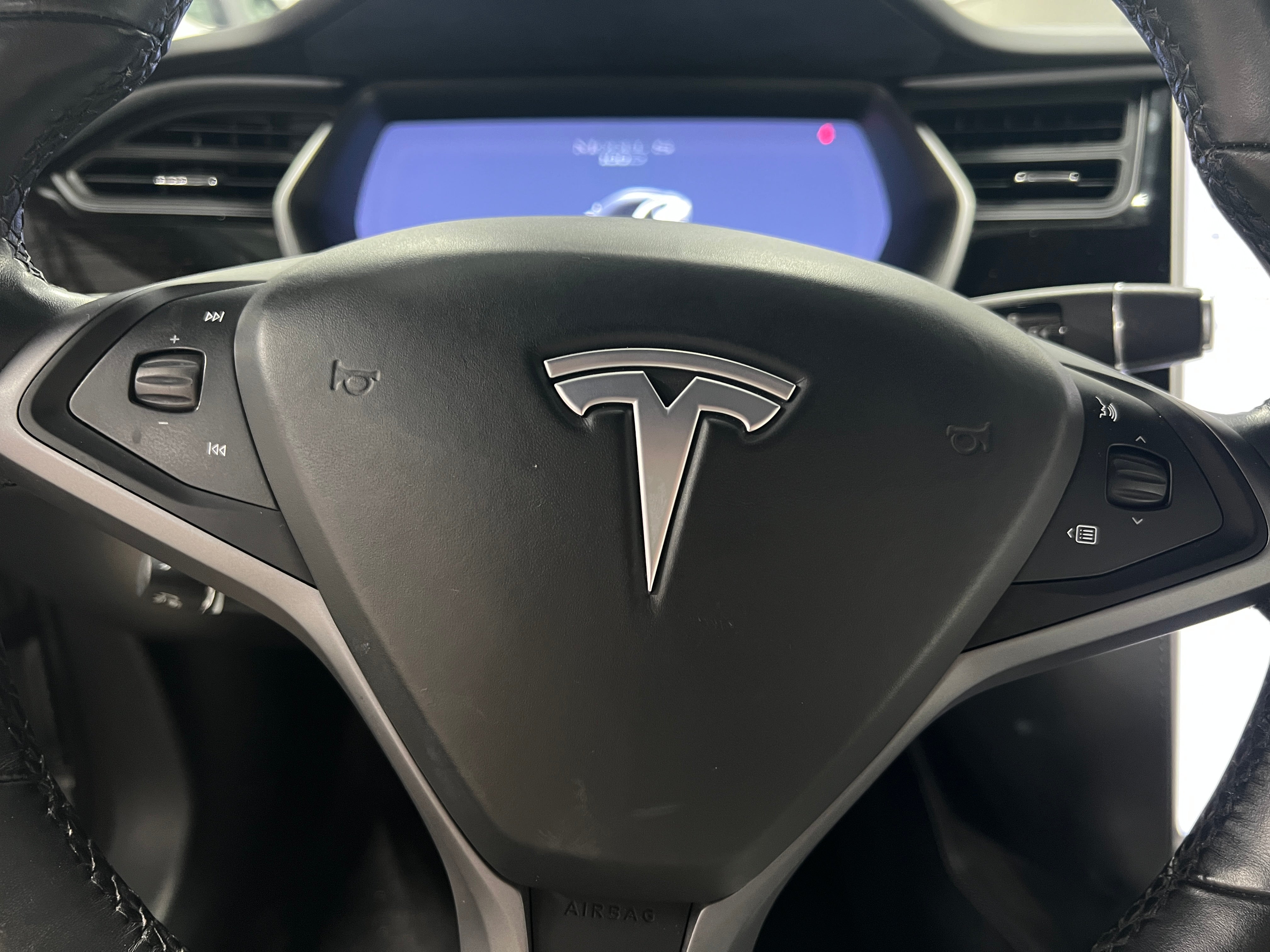 Thumbnail: 2018 Tesla Model S - 4