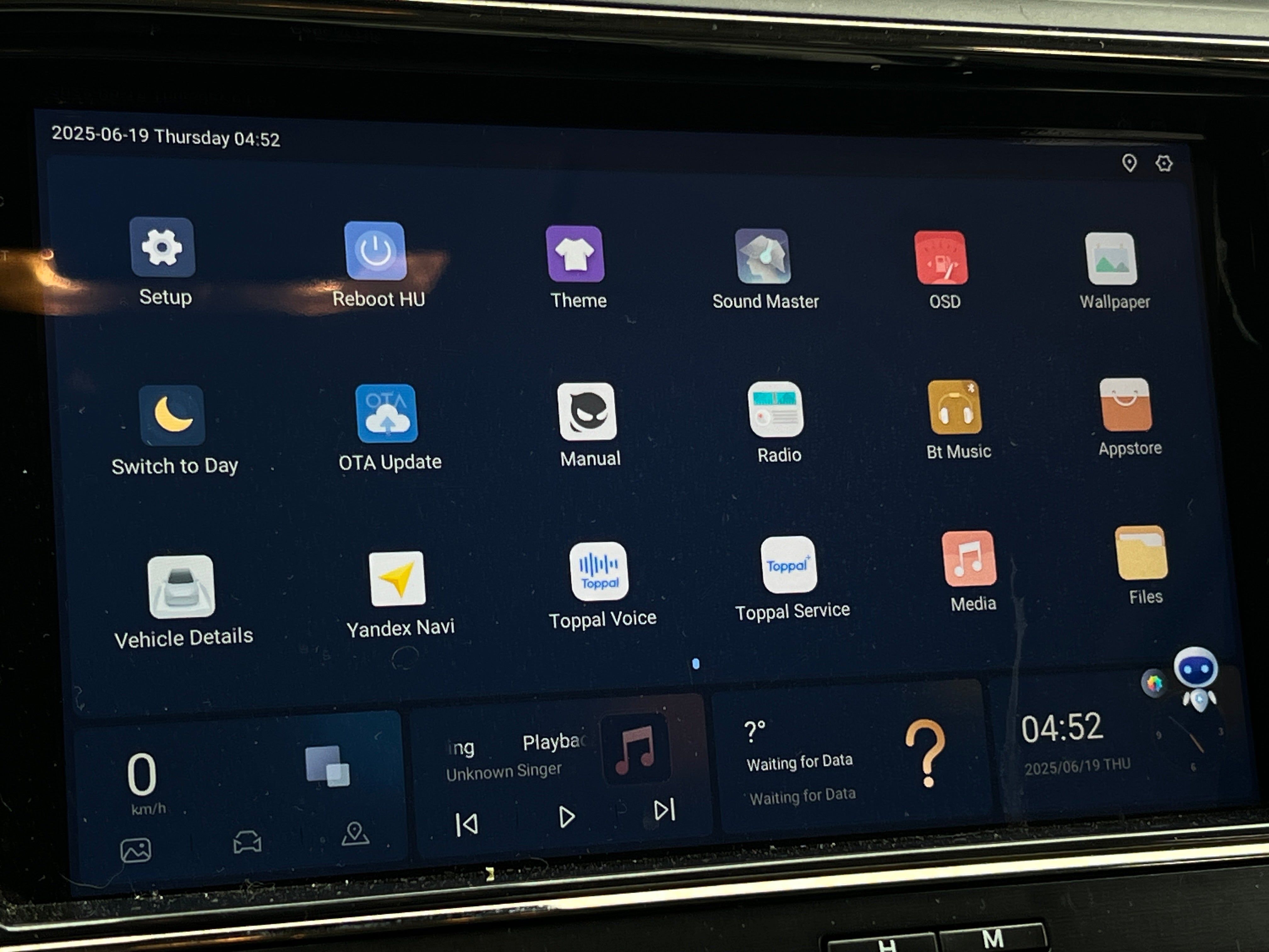 2017 Toyota Avalon XLE 3