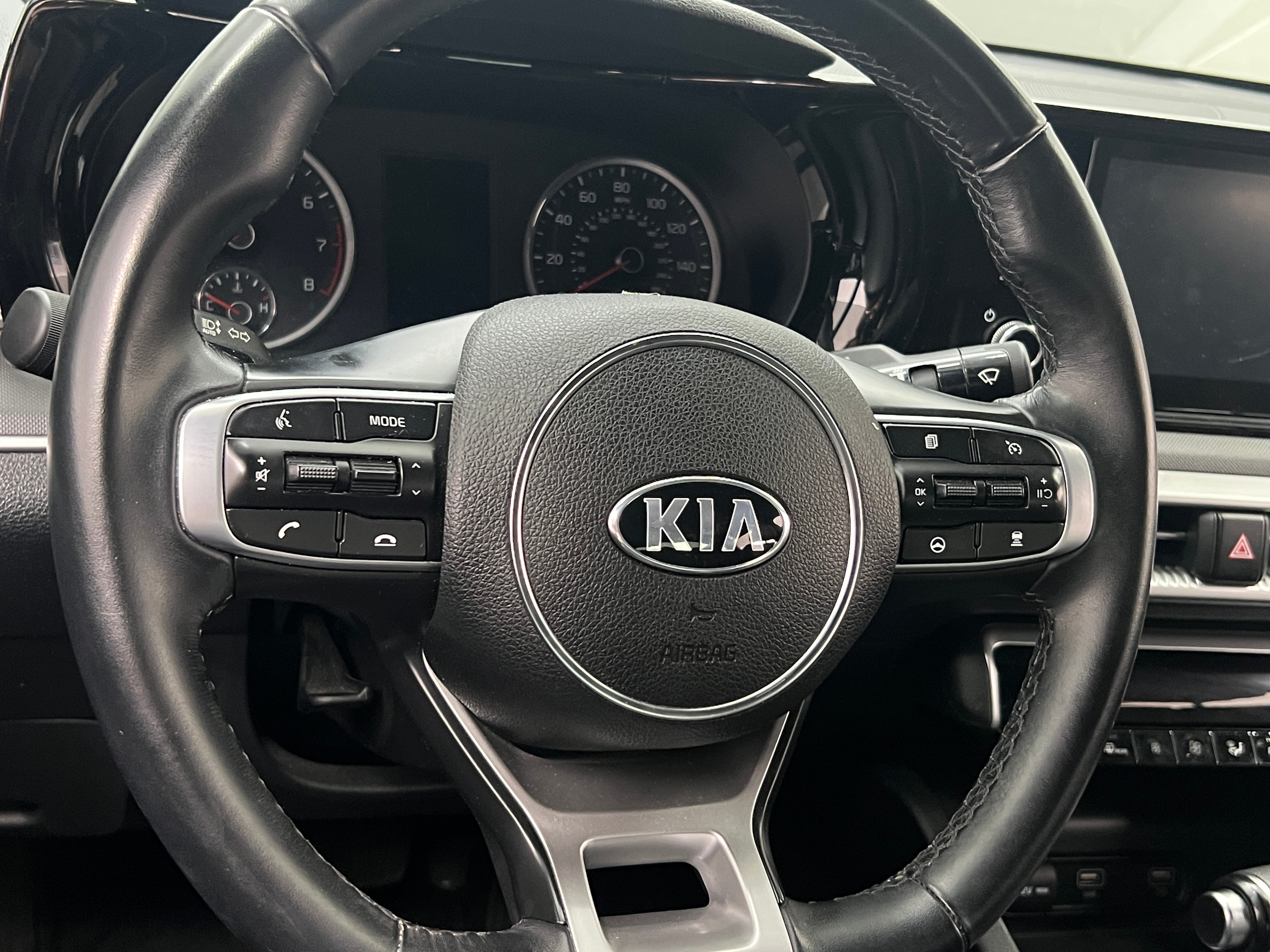 Thumbnail: 2021 Kia K5 - 4