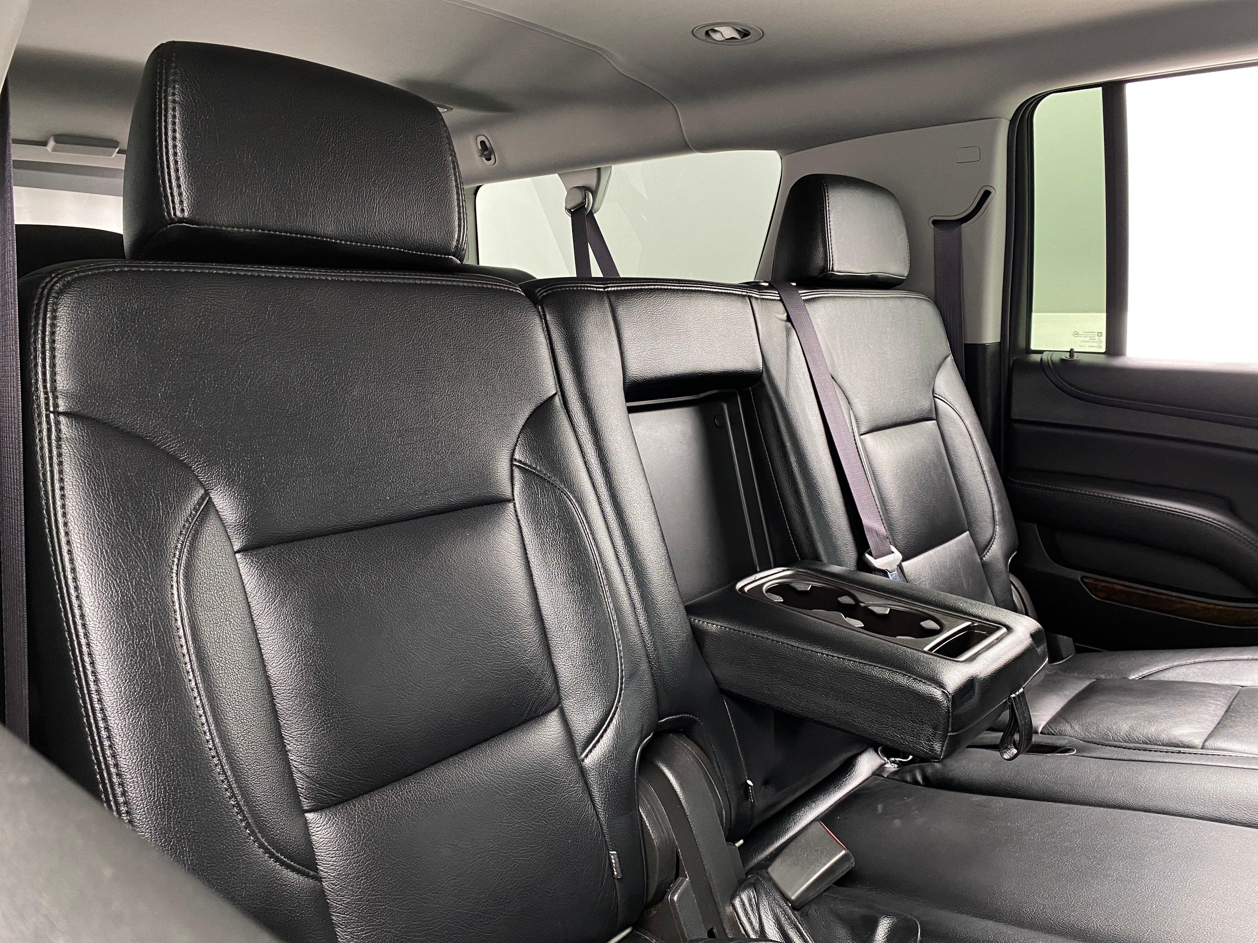 2017 Chevrolet Suburban LS 6