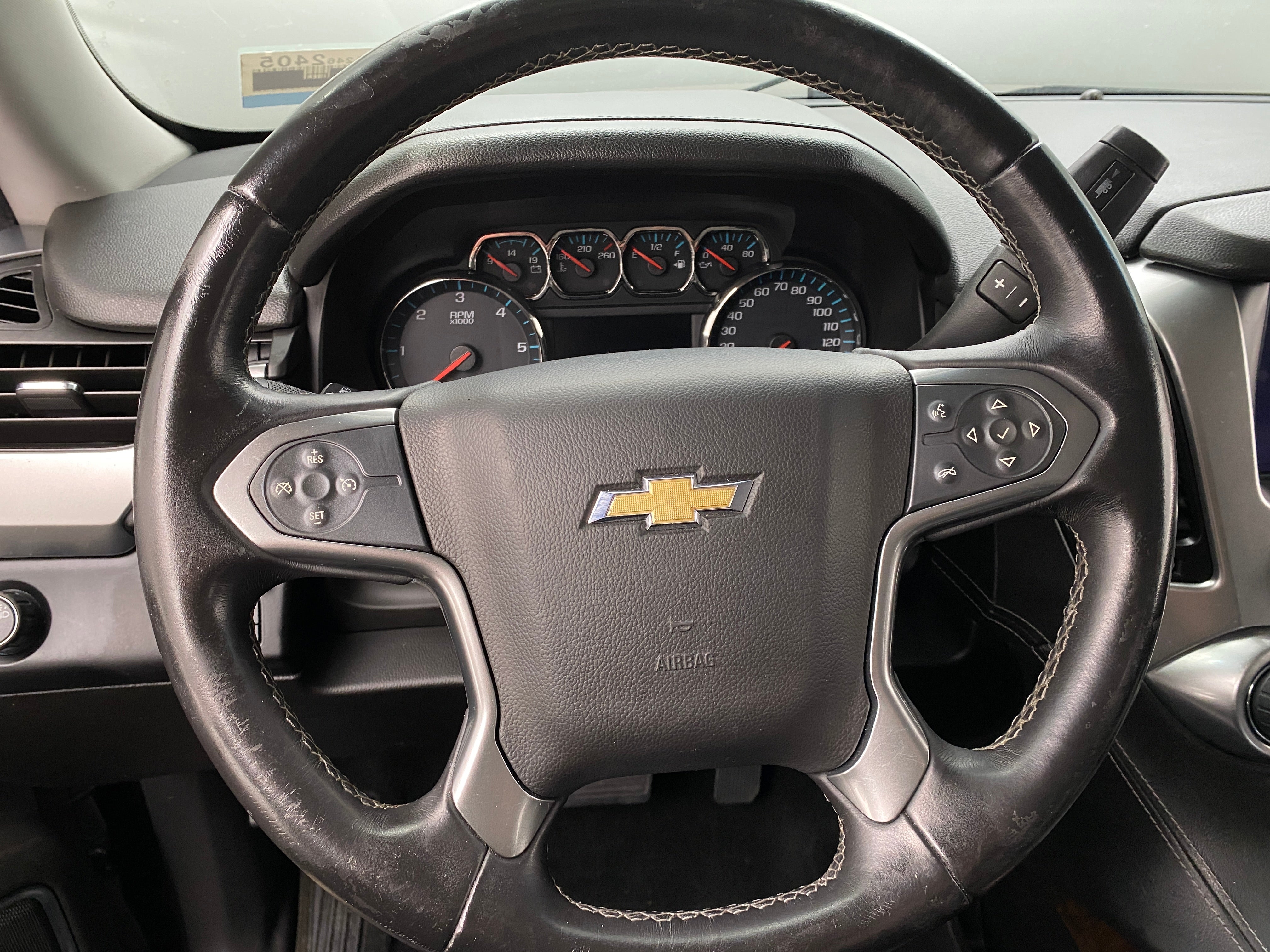2017 Chevrolet Suburban LS 5