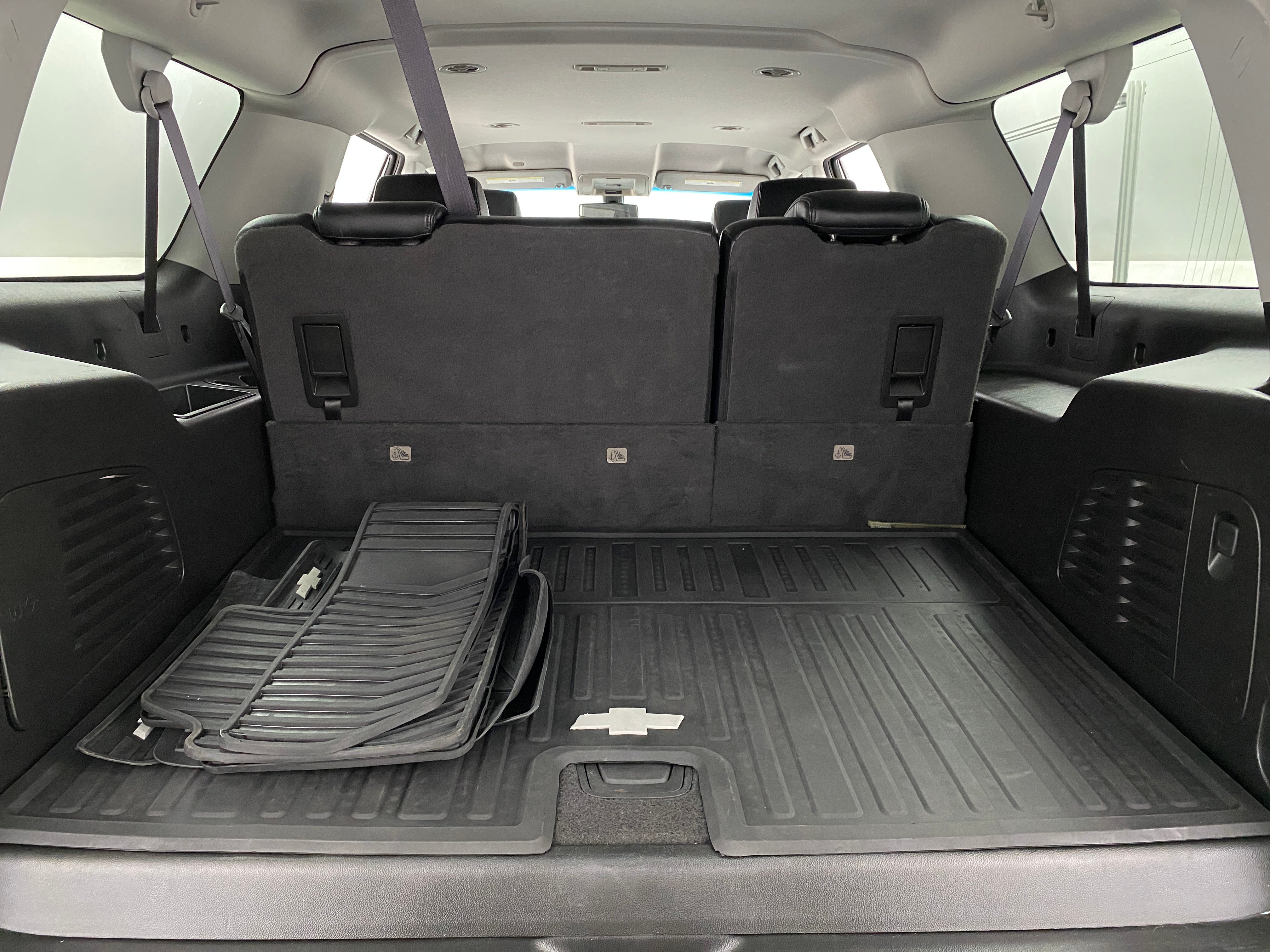 2017 Chevrolet Suburban LS 7