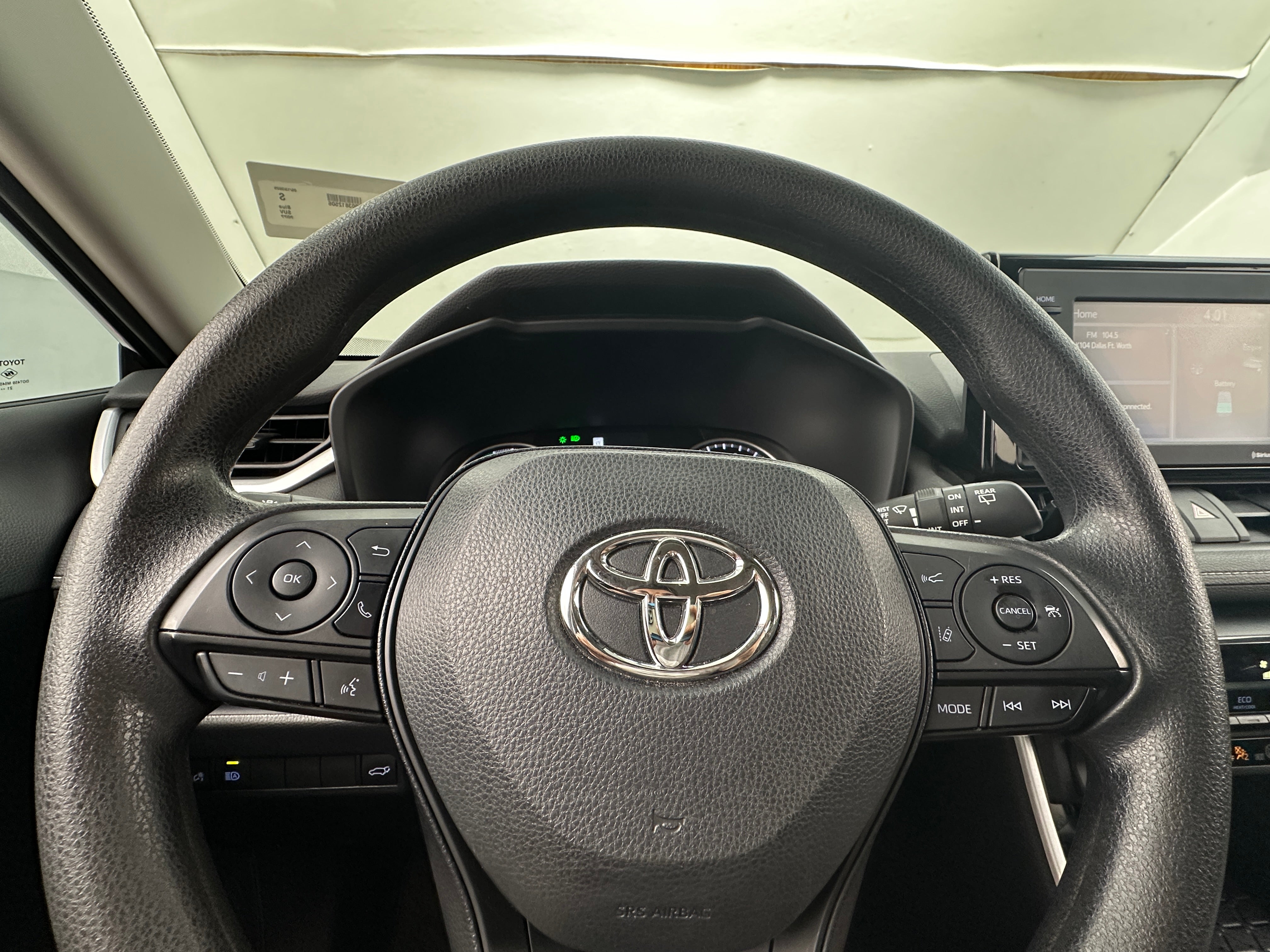 2022 Toyota RAV4 XLE 5