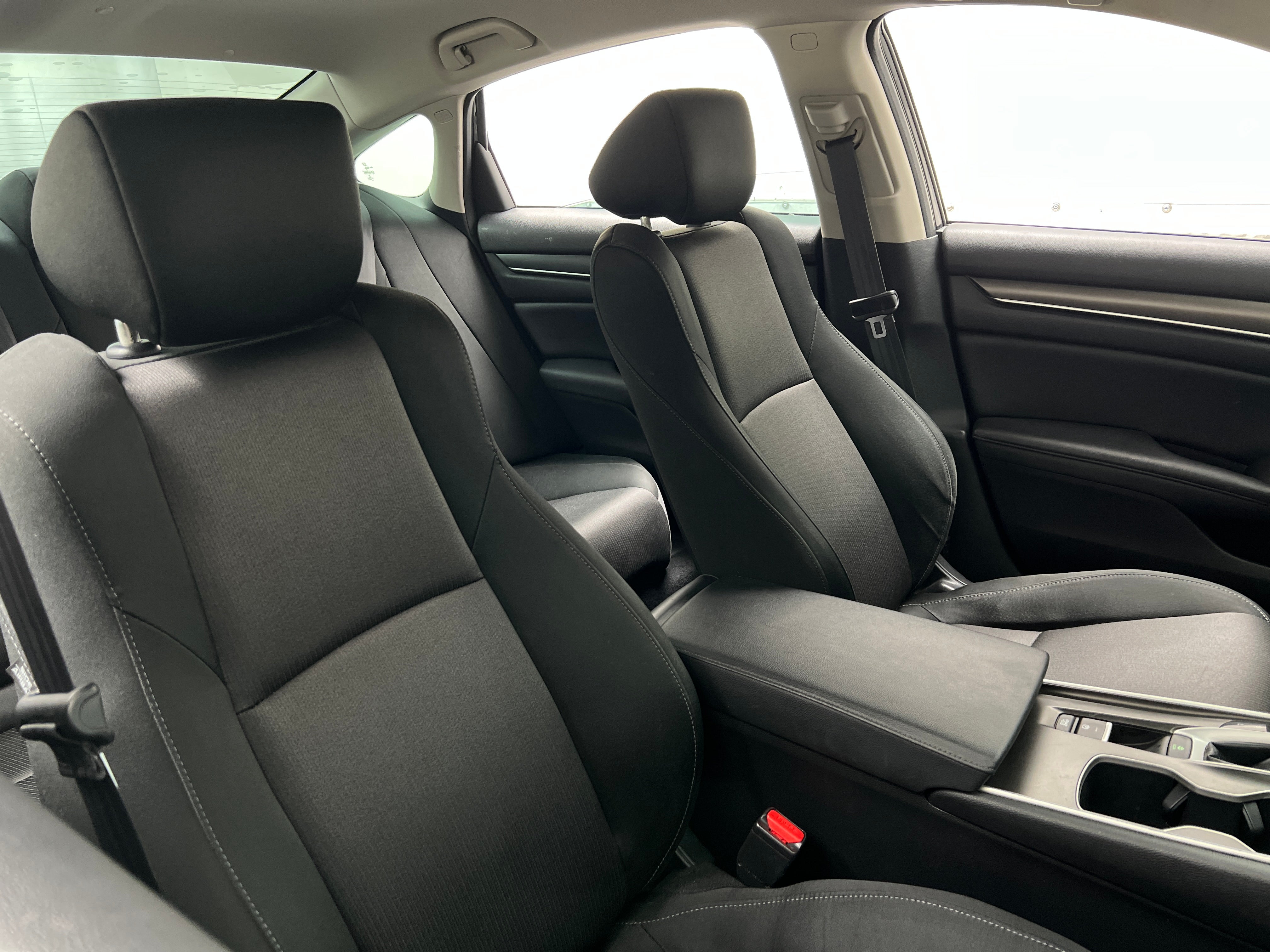 2019 Honda Accord LX 2