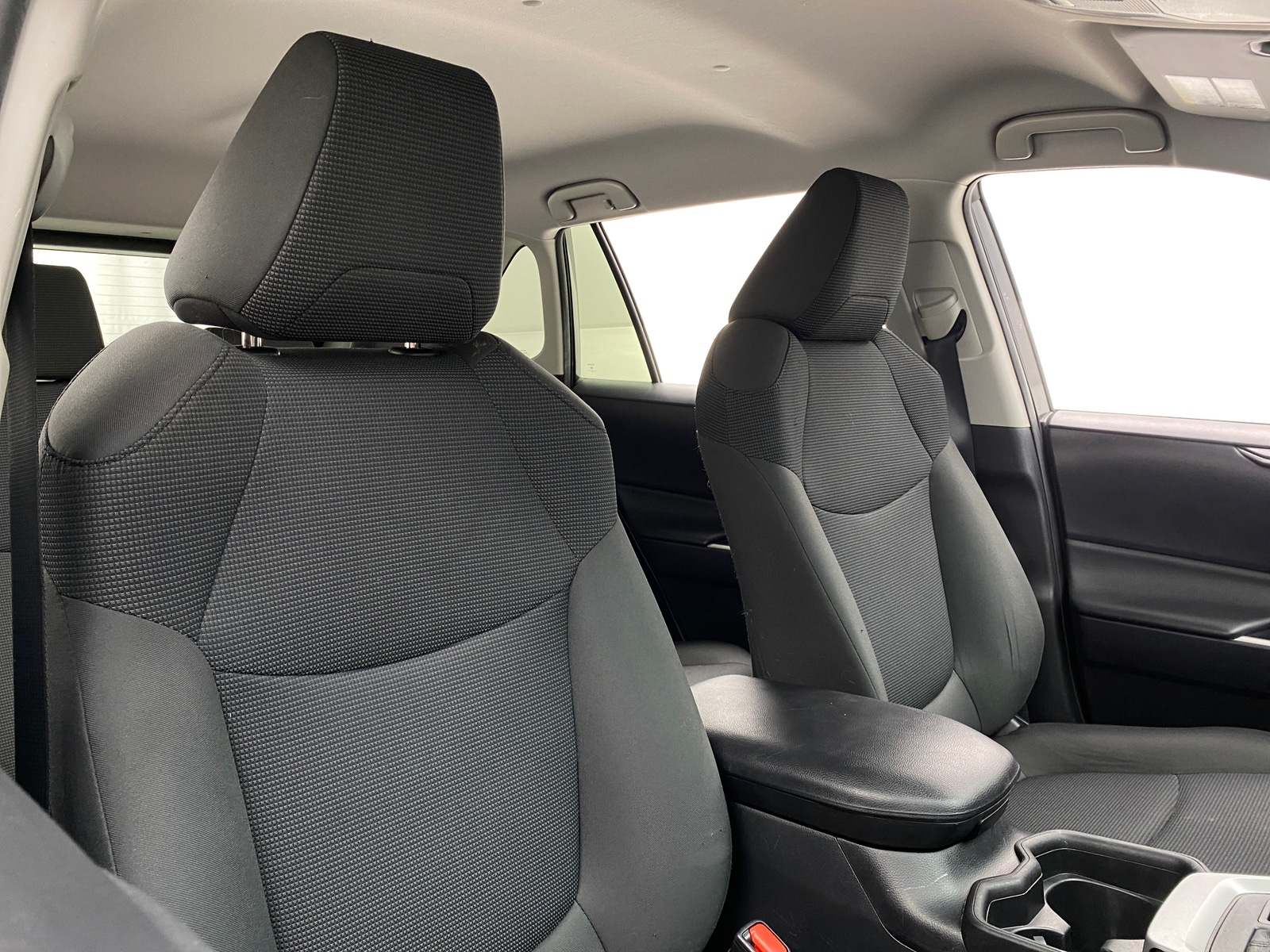 Thumbnail: 2019 Toyota RAV4 - 2