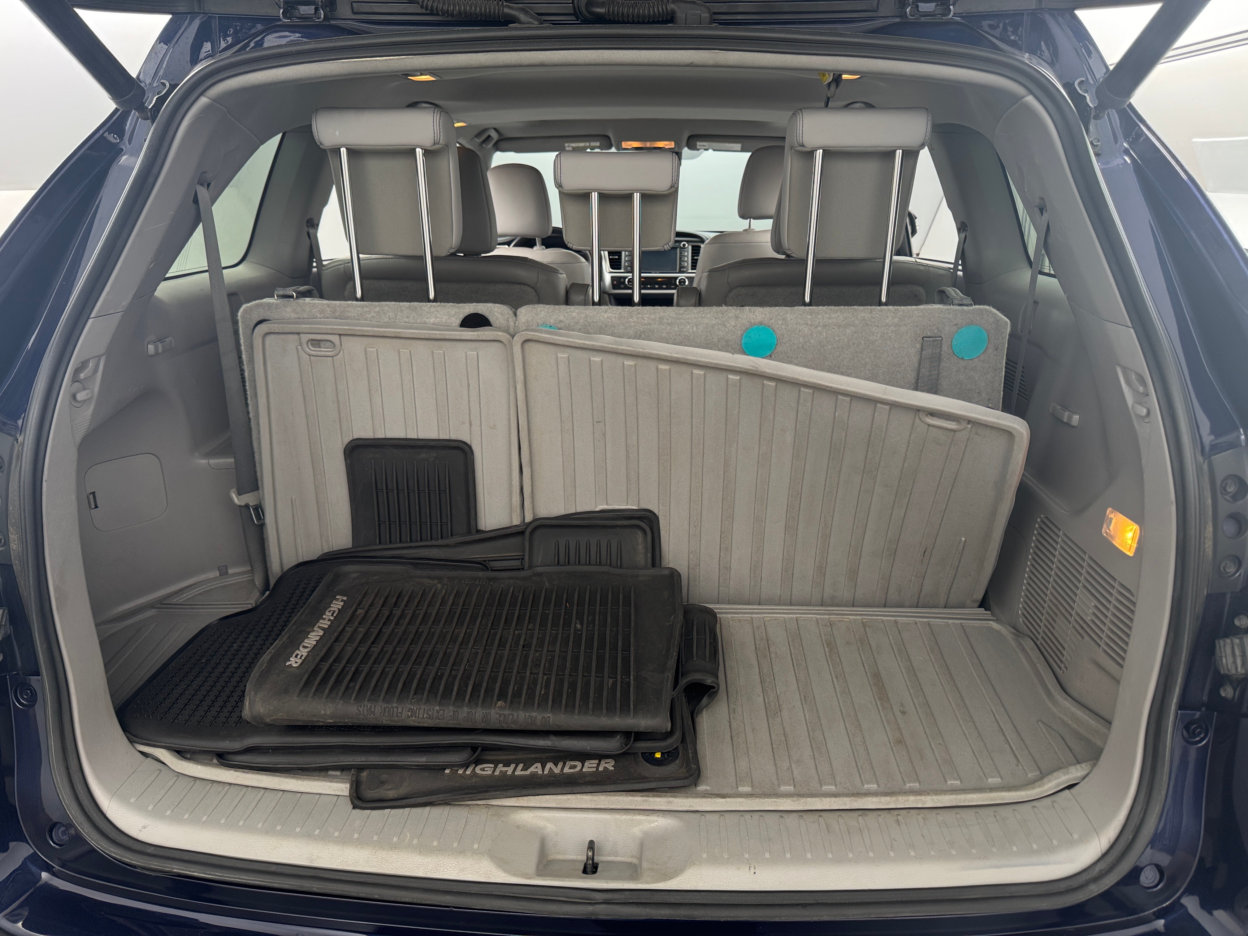Thumbnail: 2014 Toyota Highlander - 6