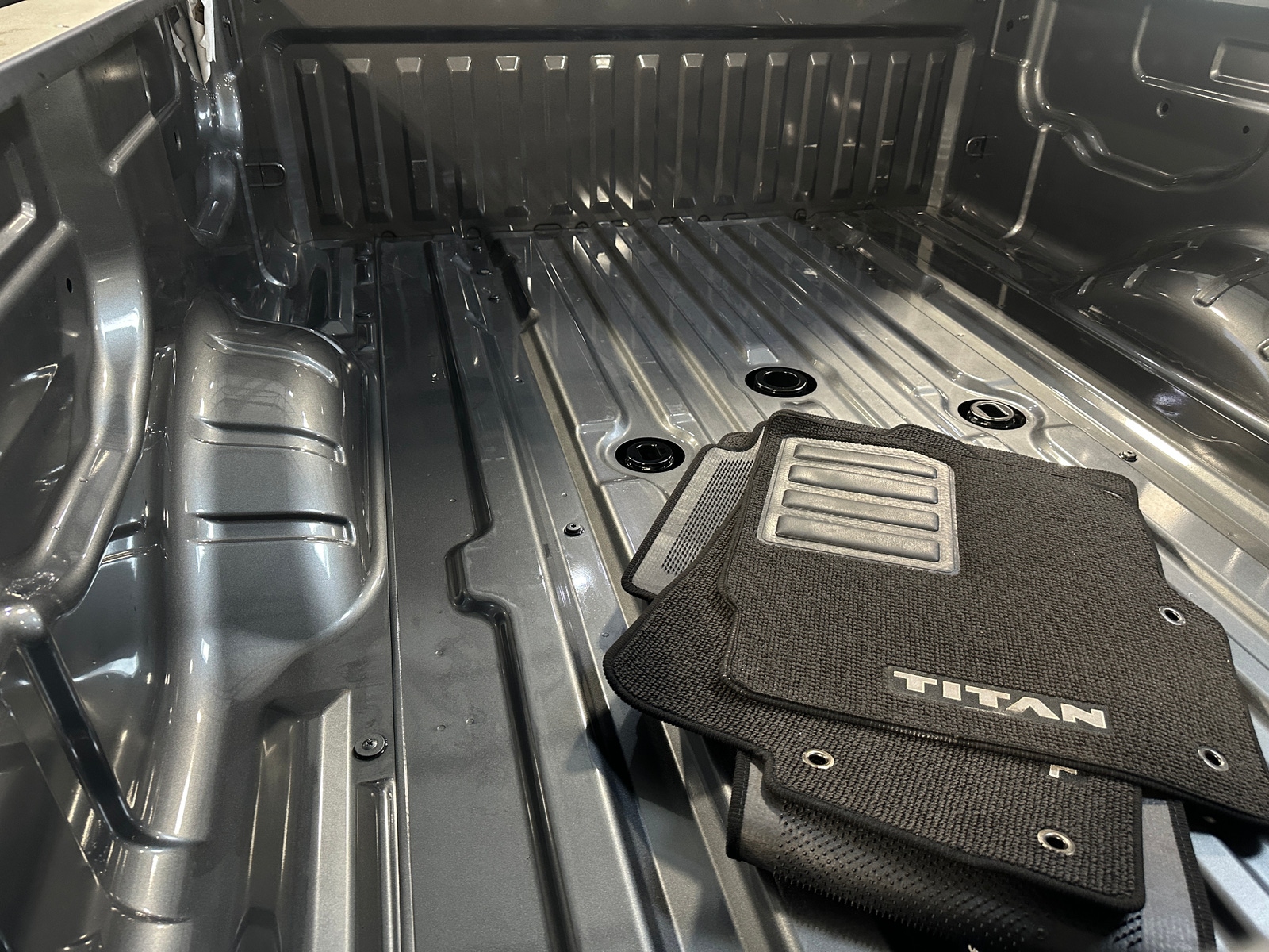 Thumbnail: 2024 Nissan Titan - 7