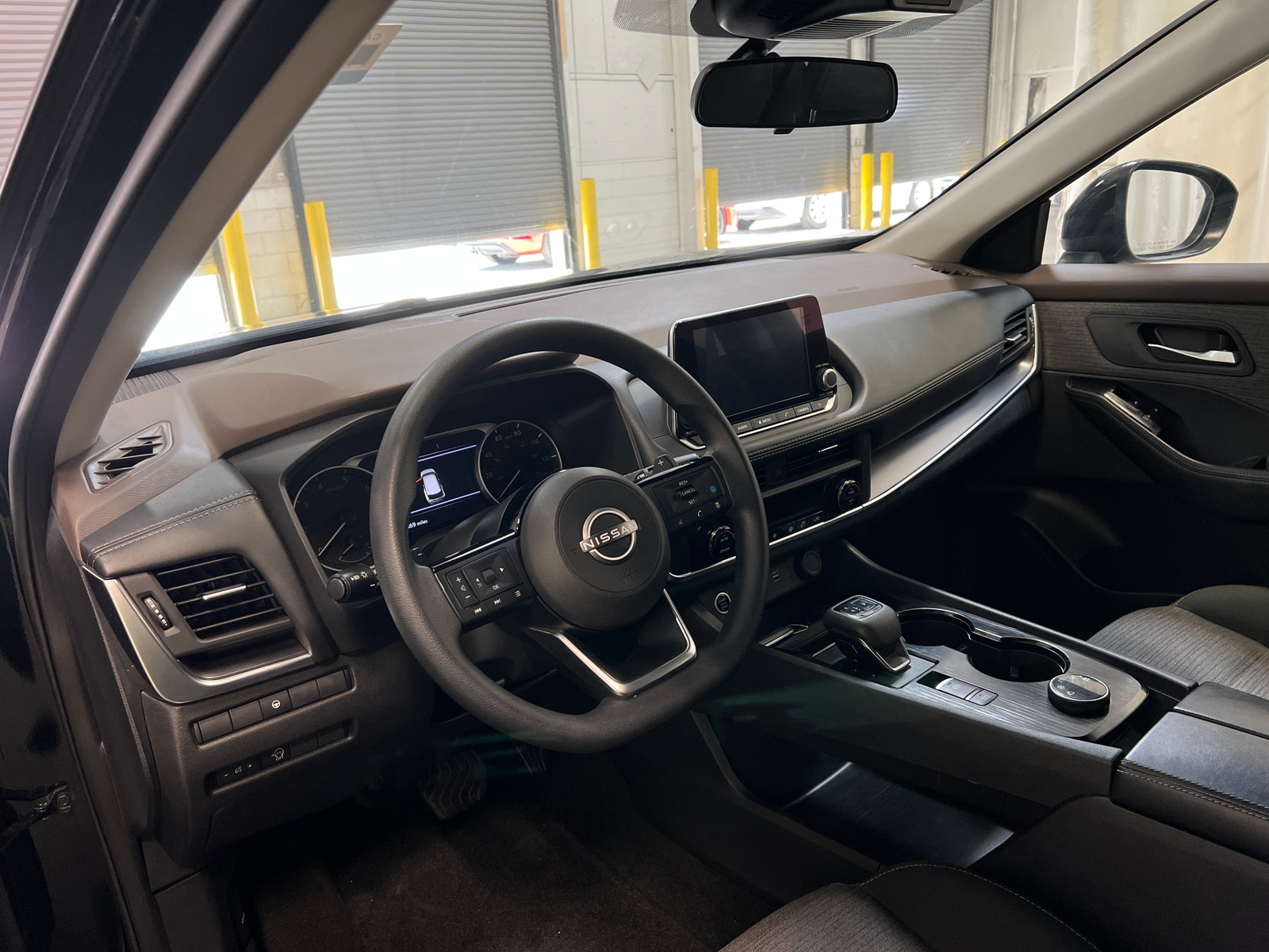 Thumbnail: 2023 Nissan Rogue - 3