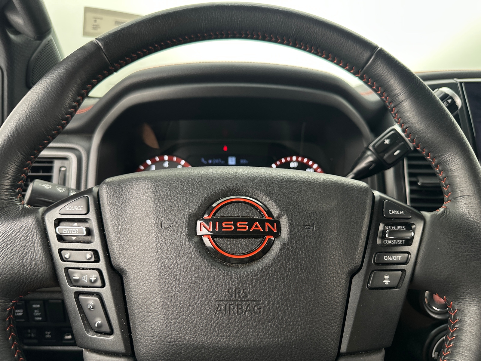 Thumbnail: 2024 Nissan Titan - 5