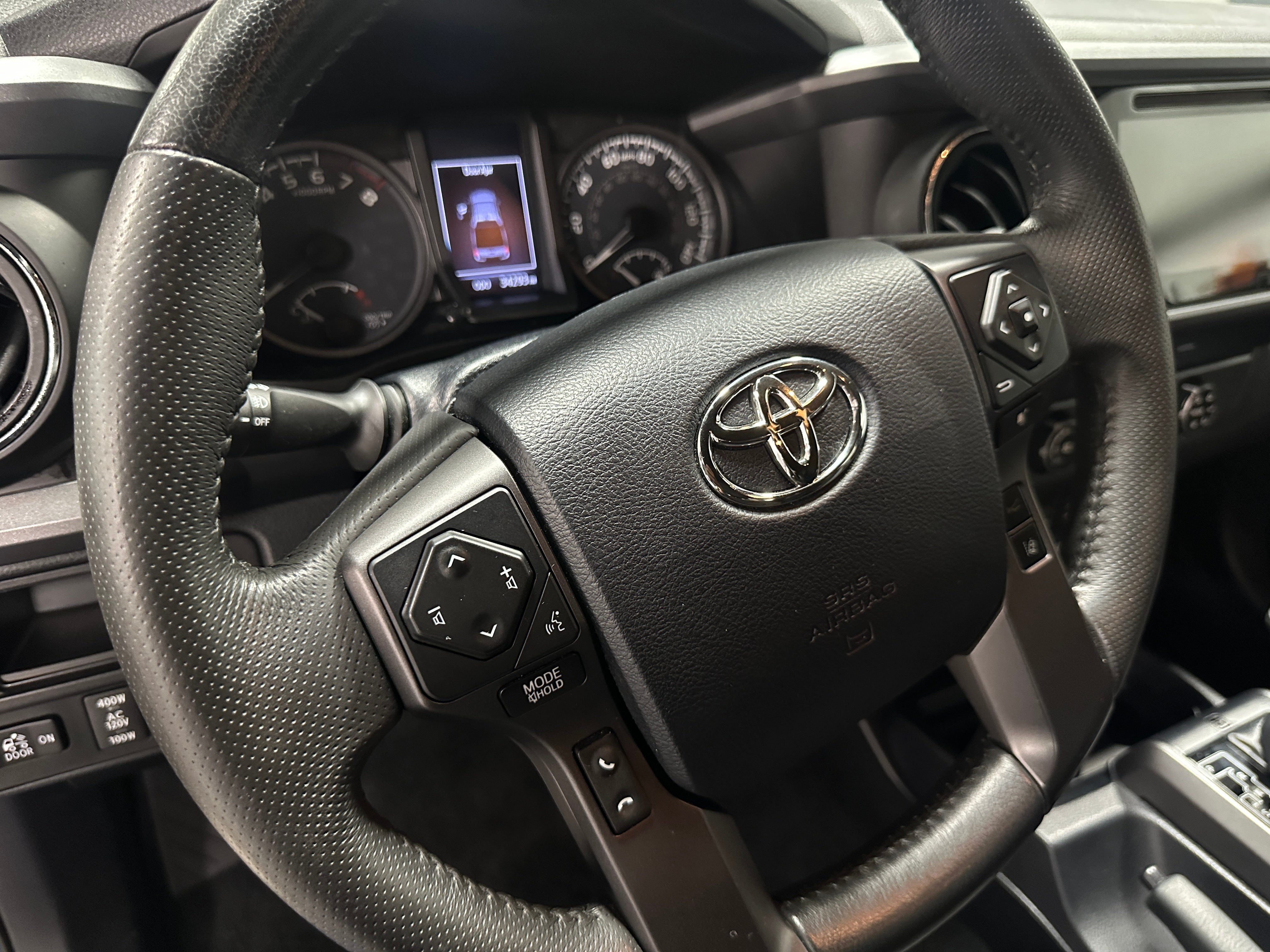 Thumbnail: 2019 Toyota Tacoma - 5