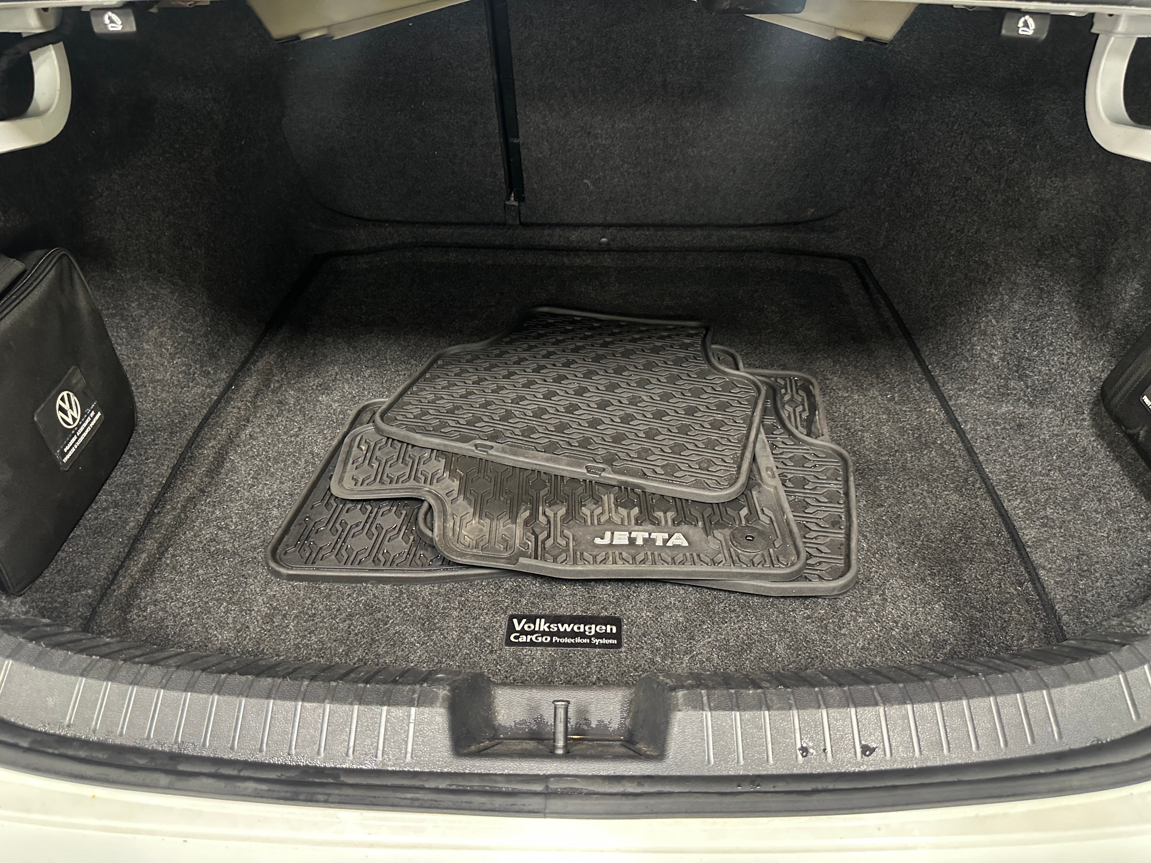 2022 Volkswagen Jetta Sport 7