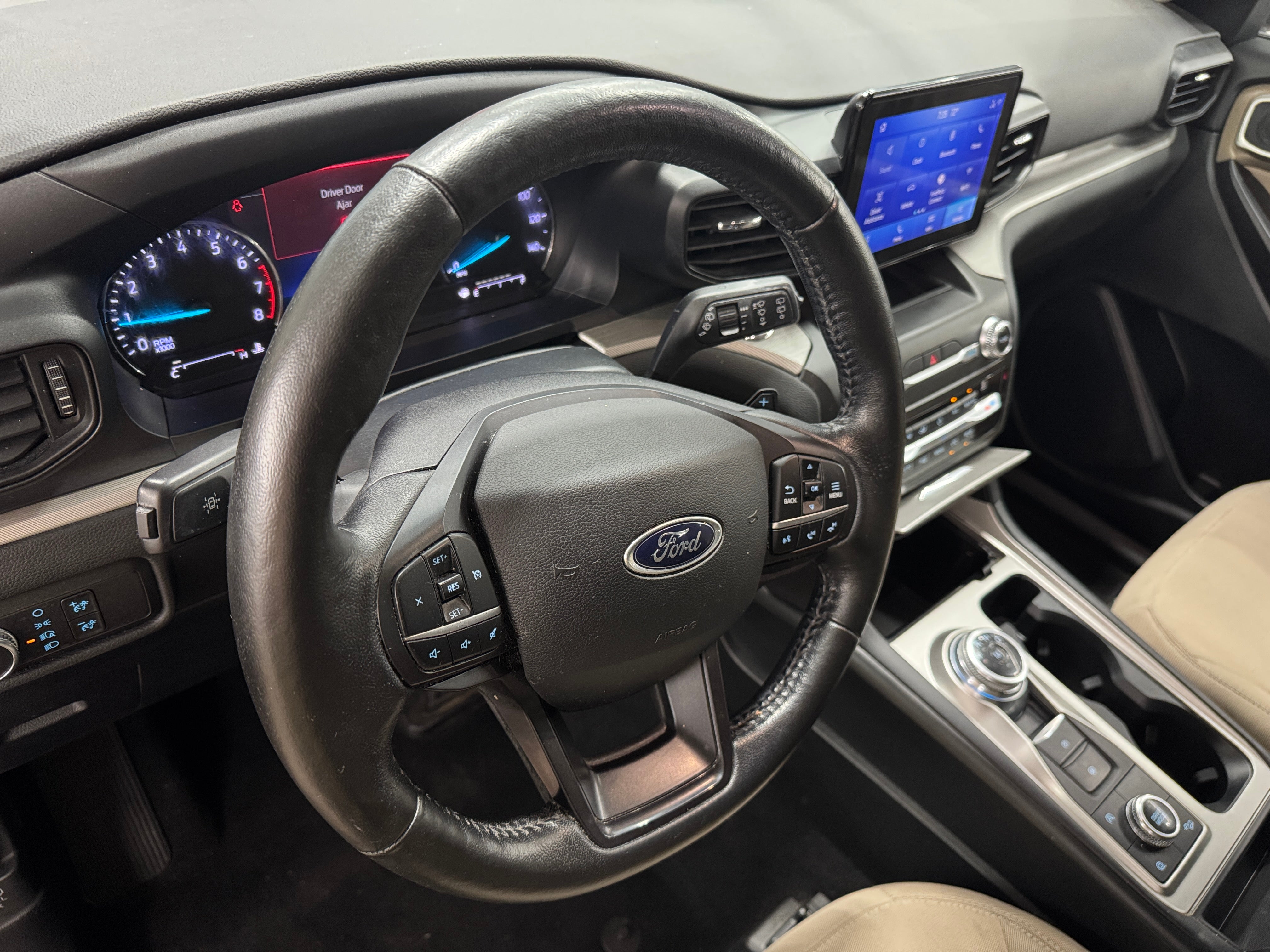 Thumbnail: 2020 Ford Explorer - 3