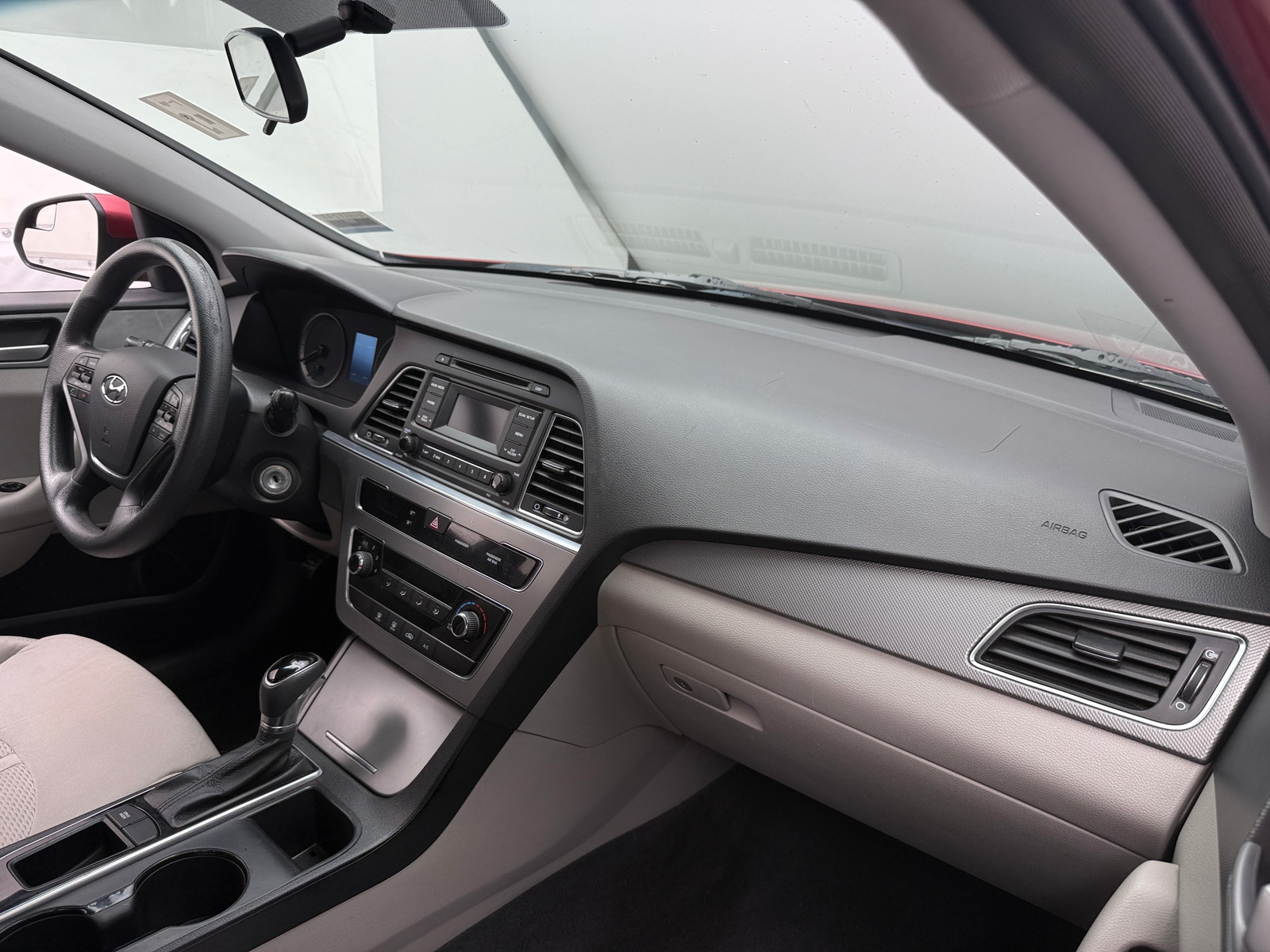 Thumbnail: 2015 Hyundai Sonata - 3