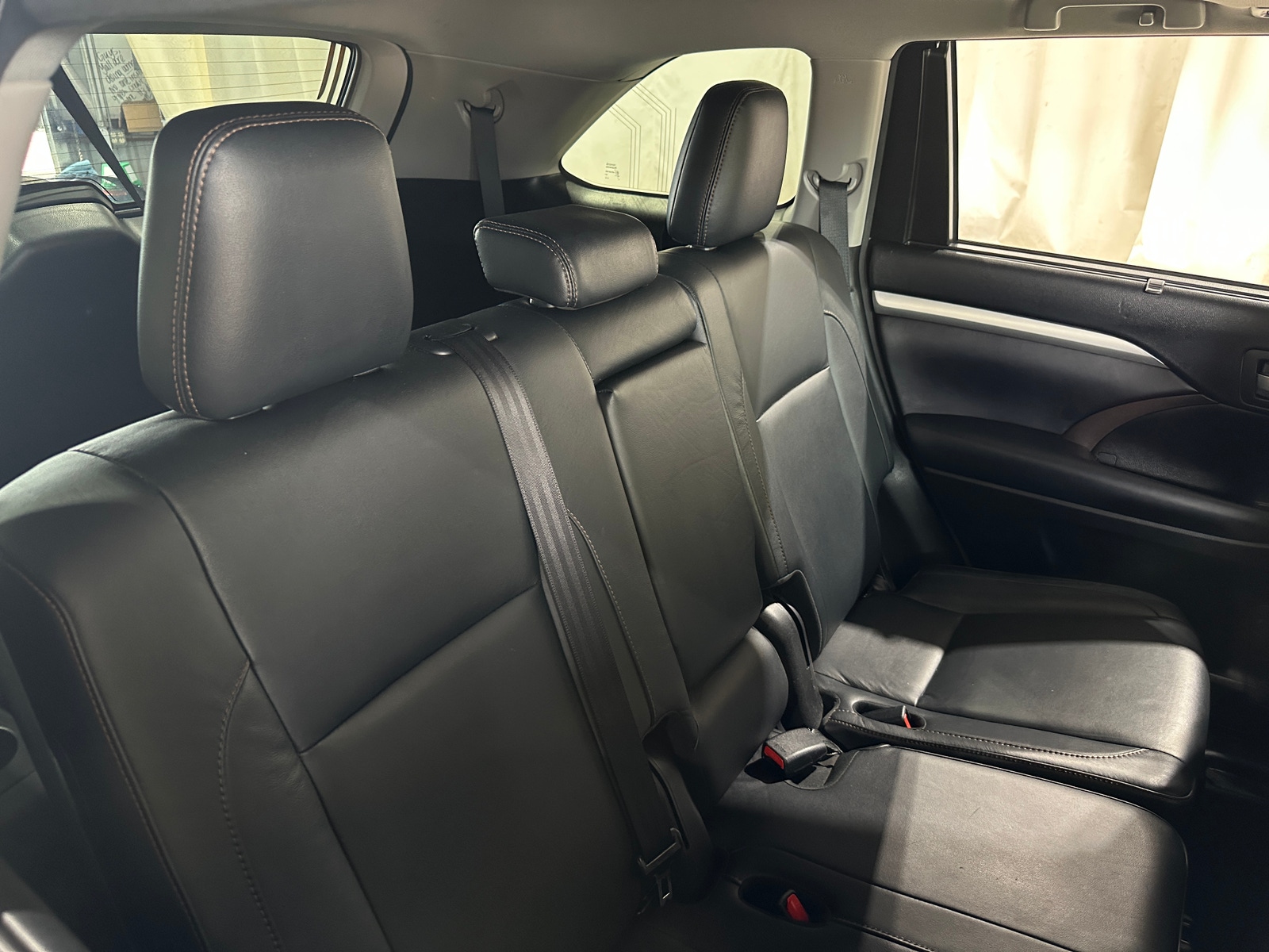 Thumbnail: 2018 Toyota Highlander - 5
