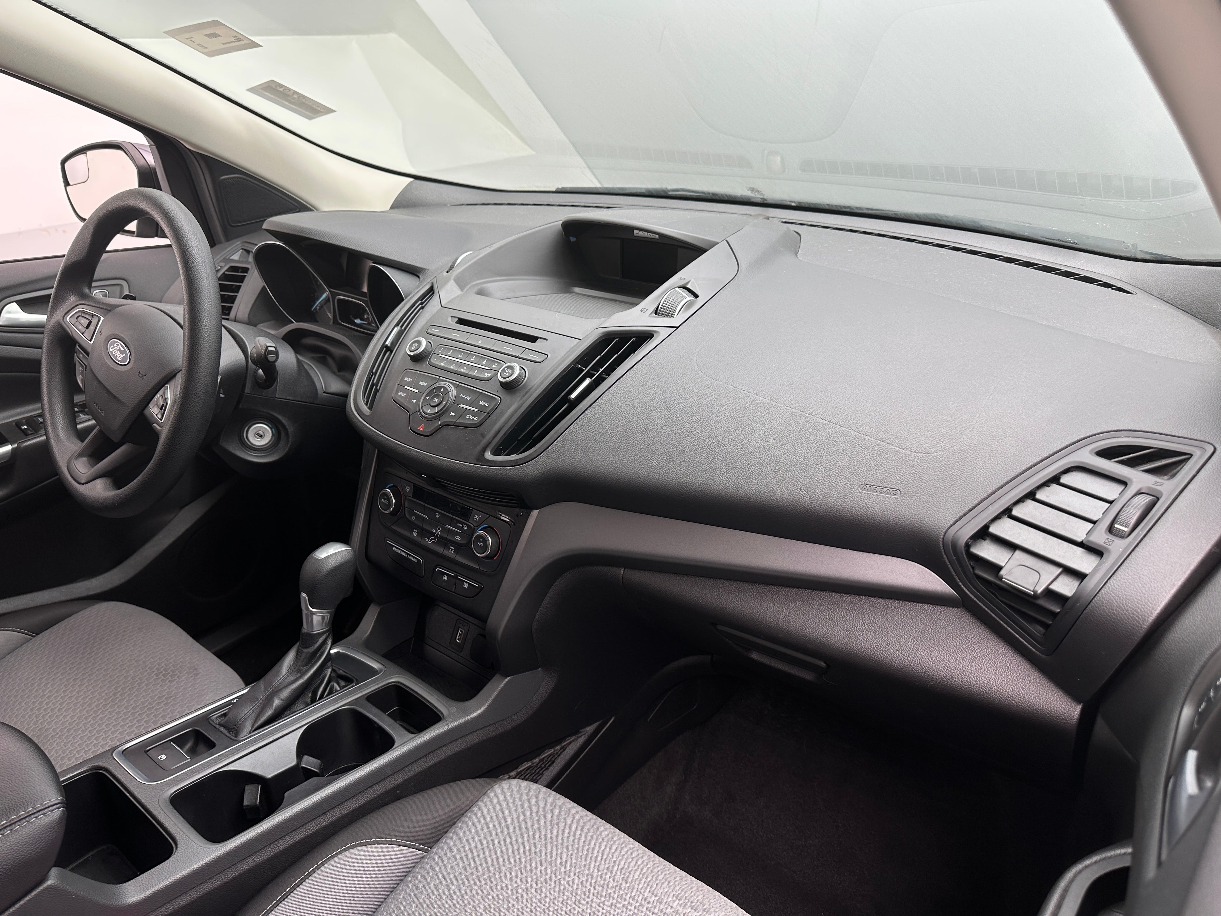 Thumbnail: 2017 Ford Escape - 3
