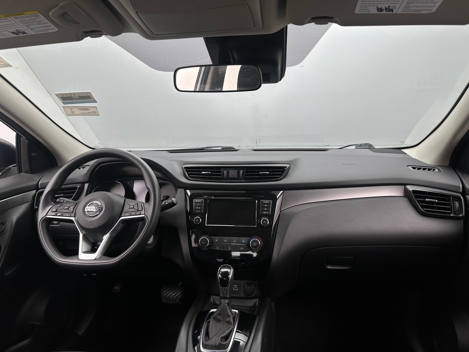 Thumbnail: 2021 Nissan Rogue Sport - 3