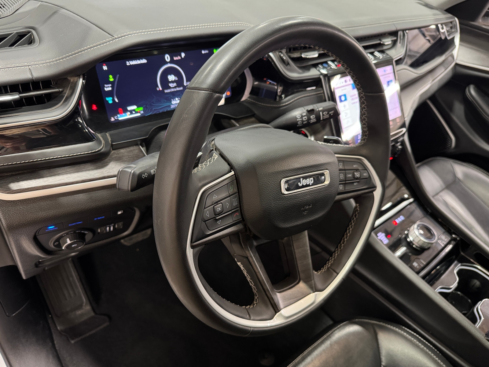 Thumbnail: 2022 Jeep Grand Cherokee - 2