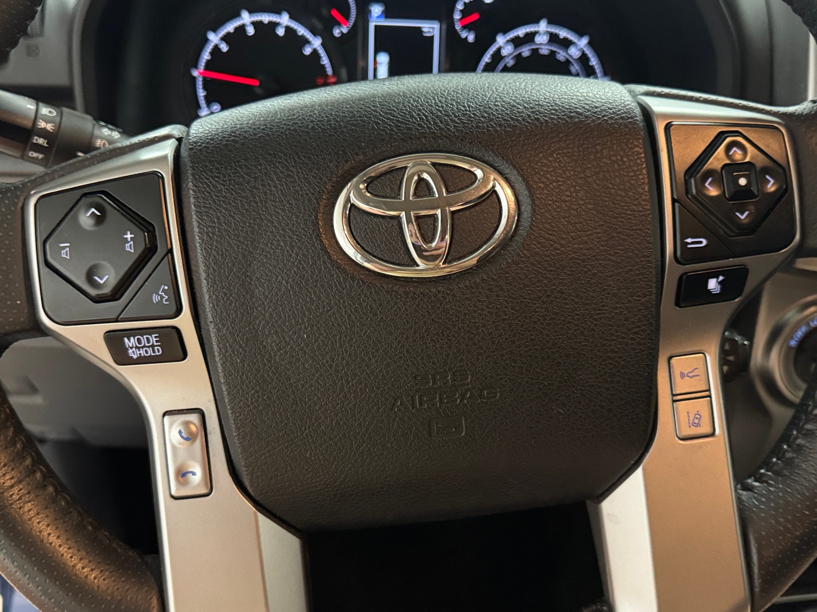 Thumbnail: 2022 Toyota 4Runner - 5