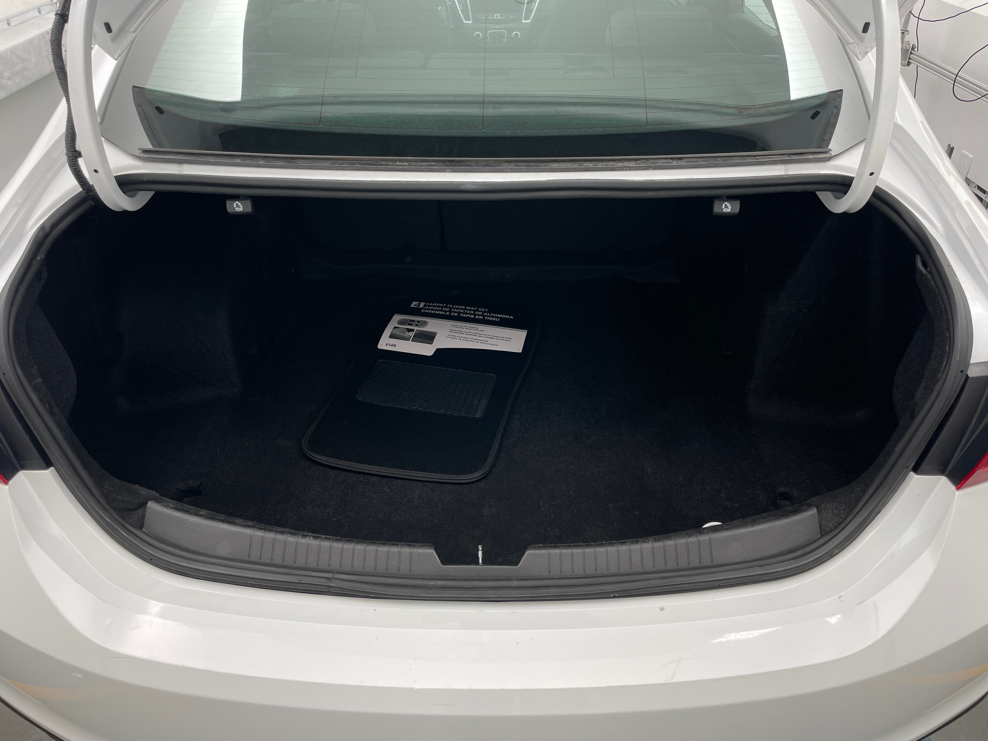 Thumbnail: 2023 Chevrolet Malibu - 7