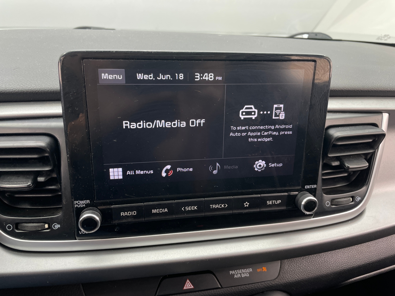 Thumbnail: 2021 Kia Rio - 4
