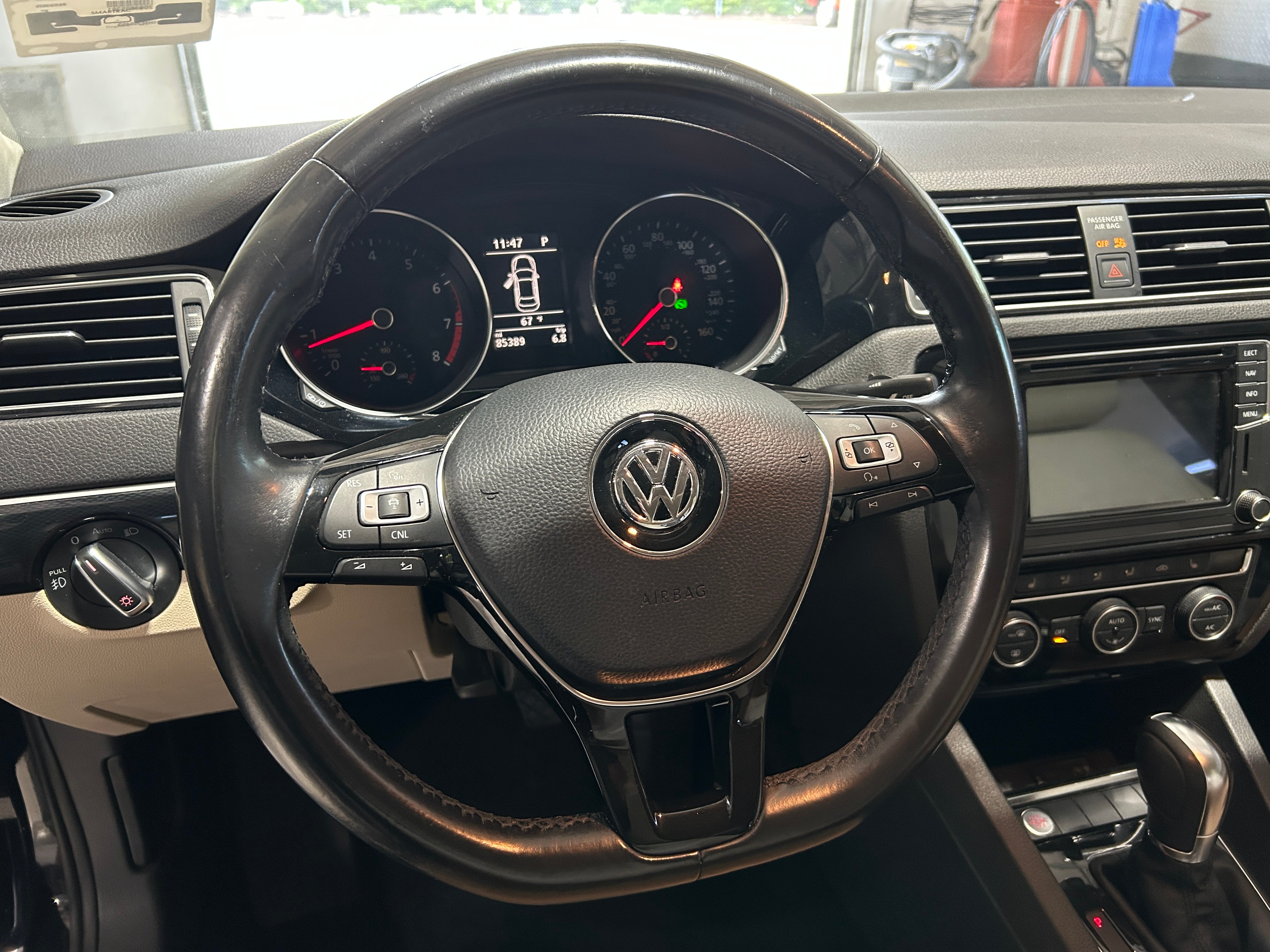 2017 Volkswagen Jetta SEL 4