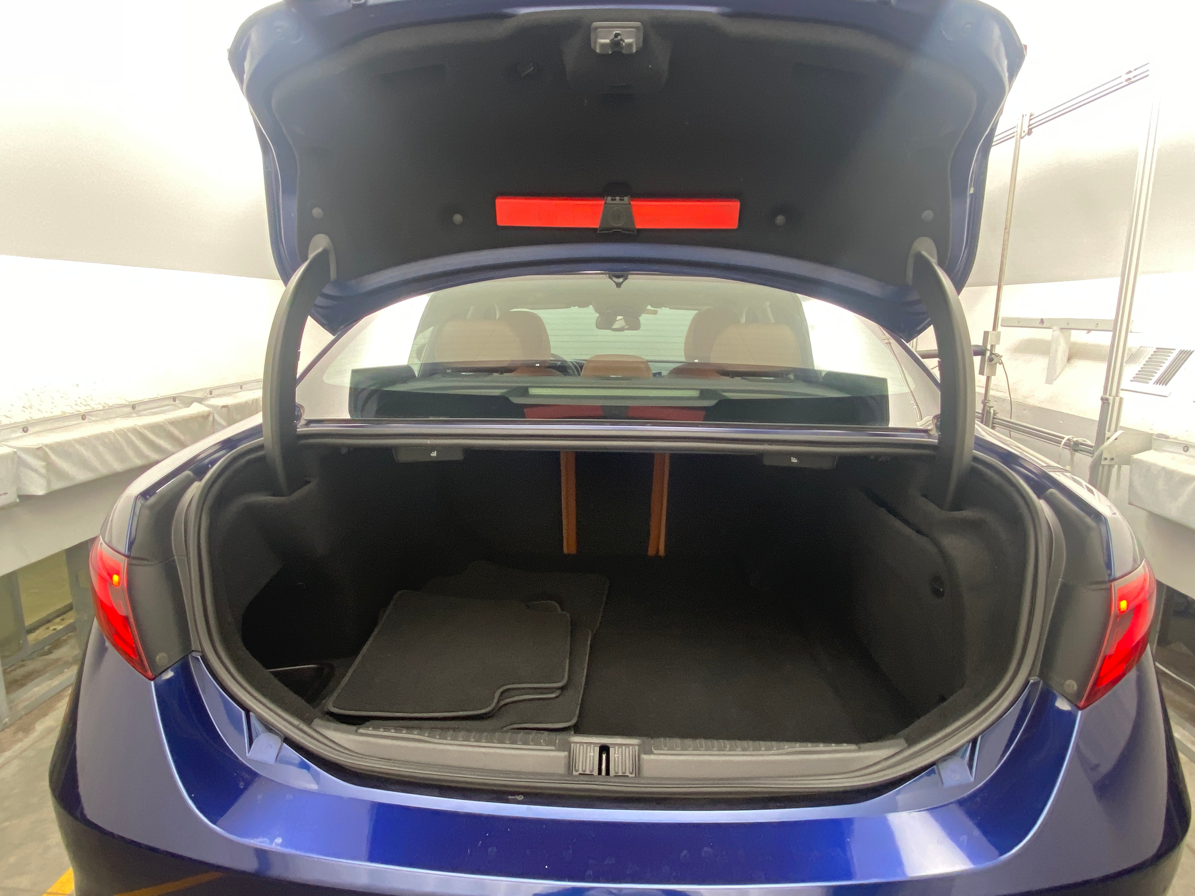 2017 Alfa Romeo Giulia Base 6