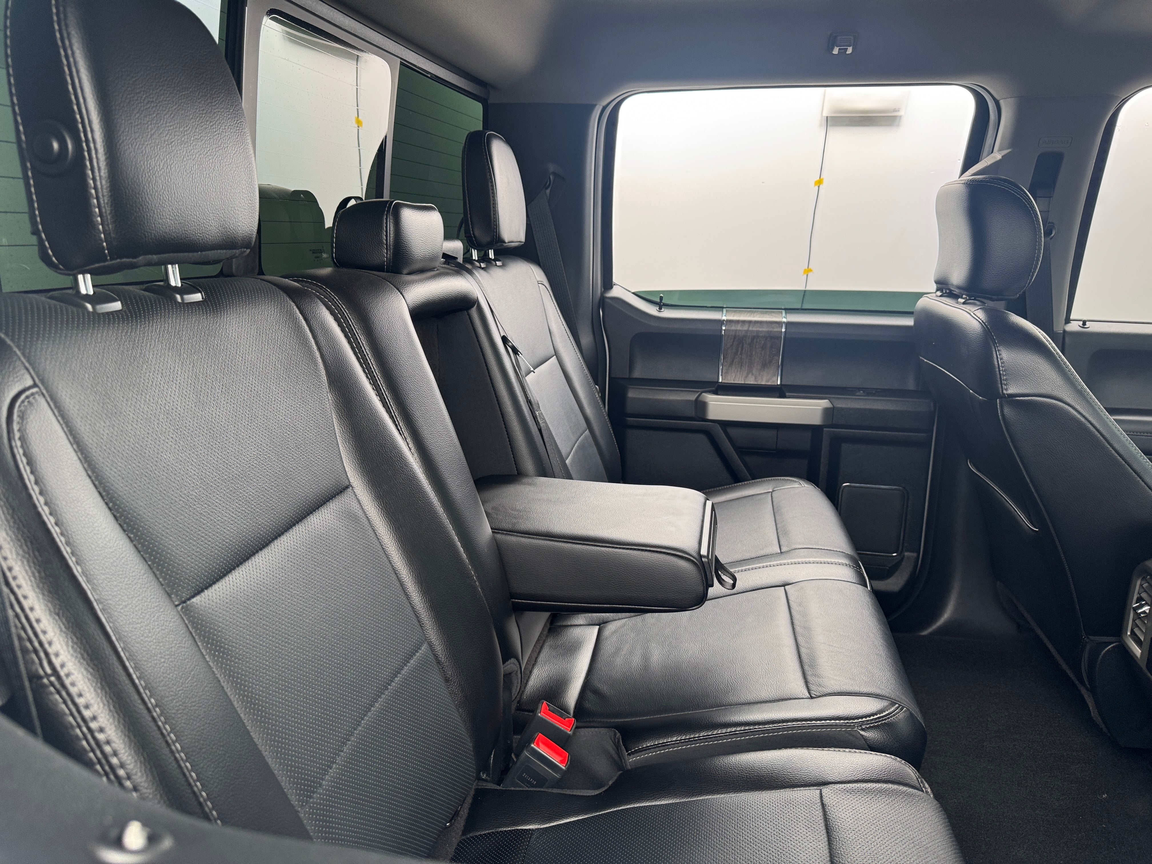 2017 Ford Econoline E-250 5