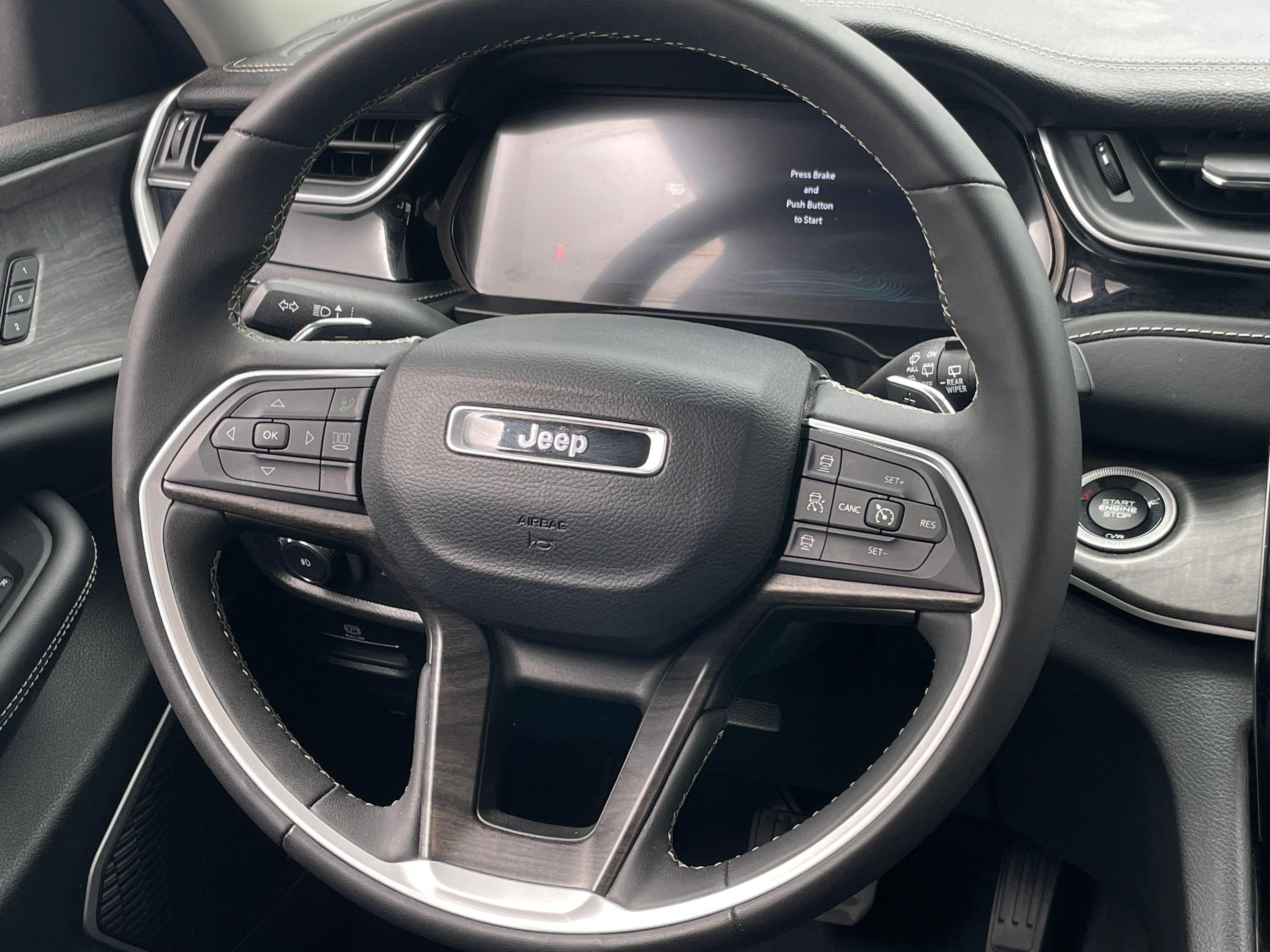 Thumbnail: 2023 Jeep Grand Cherokee - 4