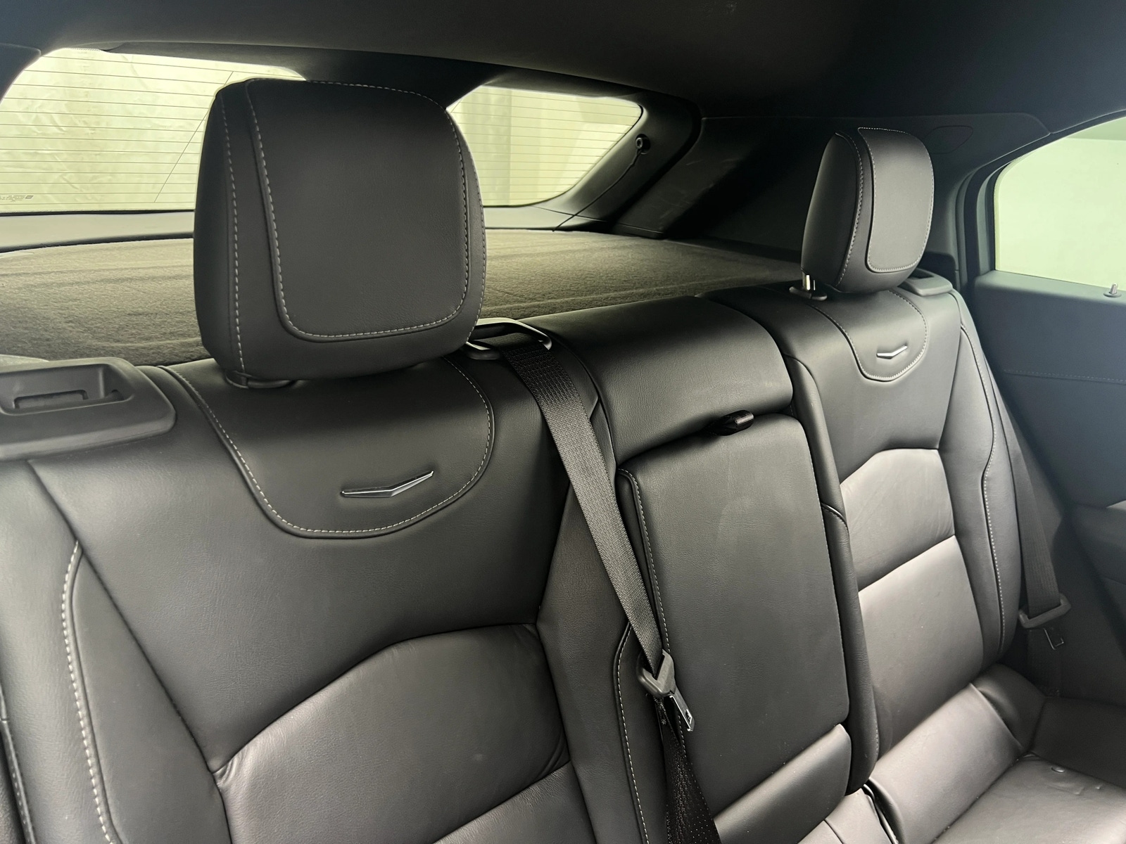 Thumbnail: 2023 Cadillac XT4 - 5