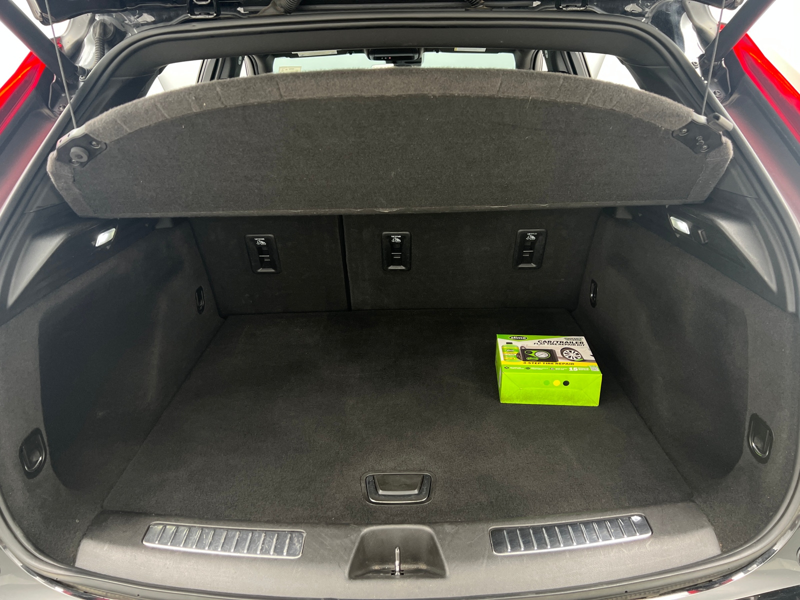 Thumbnail: 2023 Cadillac XT4 - 6