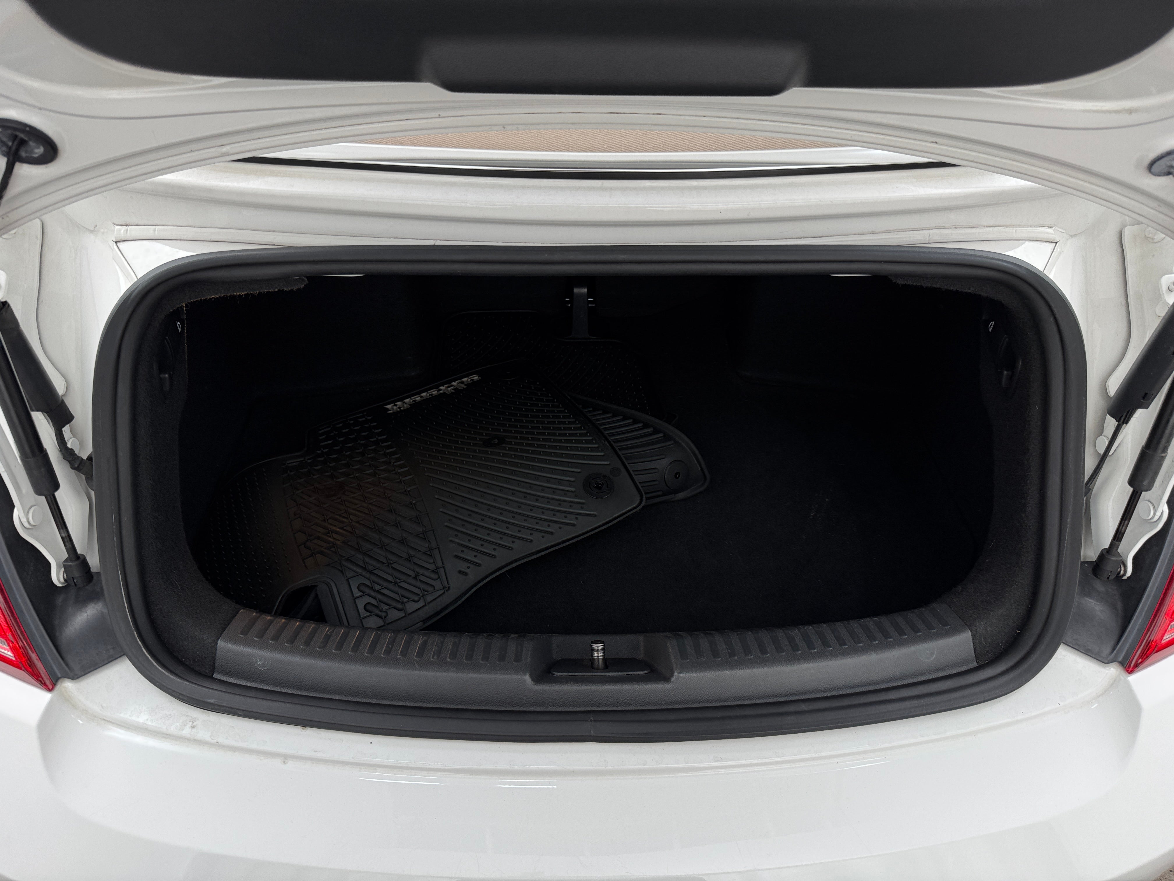 Thumbnail: 2013 Volkswagen Beetle - 5