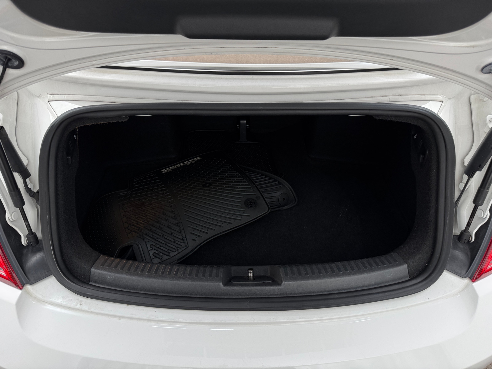 Thumbnail: 2013 Volkswagen Beetle - 5