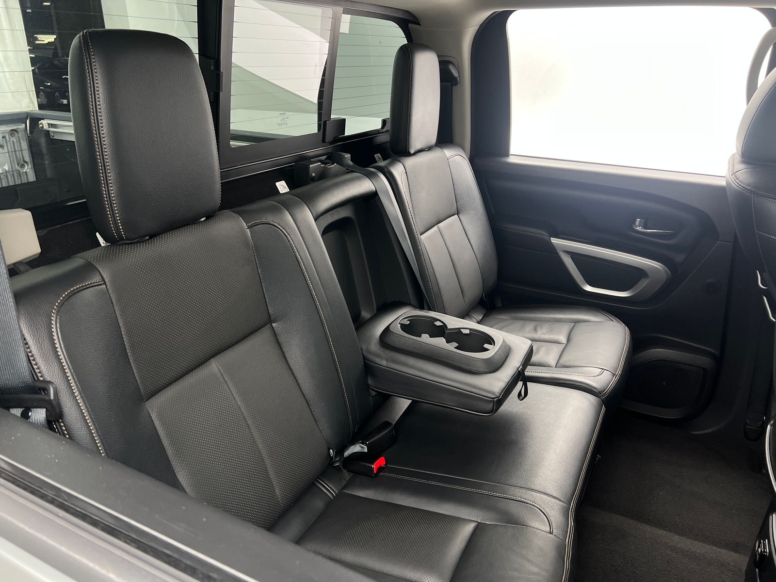 Thumbnail: 2016 Nissan Titan - 5