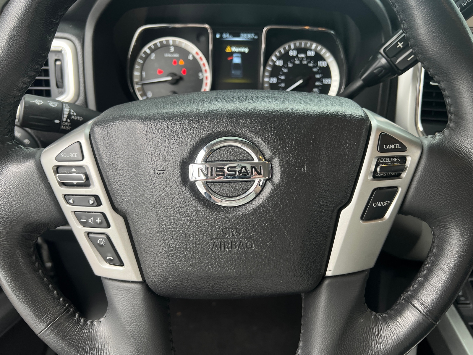 Thumbnail: 2016 Nissan Titan - 4