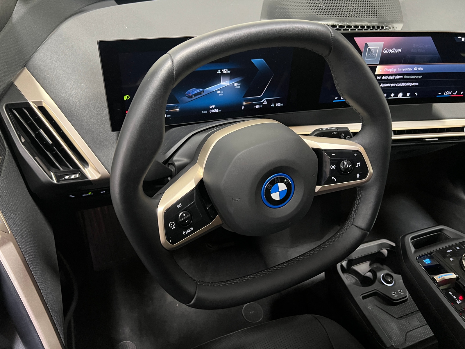 Thumbnail: 2025 BMW iX - 4