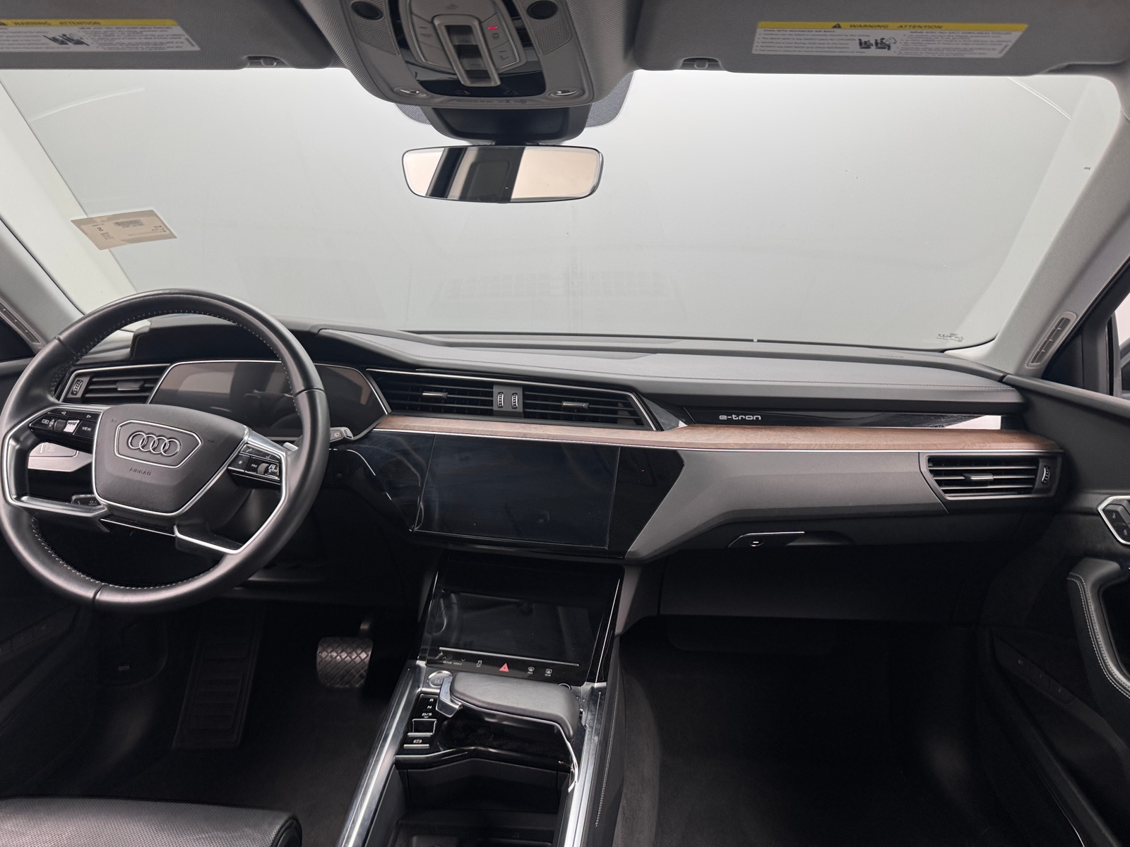 Thumbnail: 2019 Audi e-tron - 2